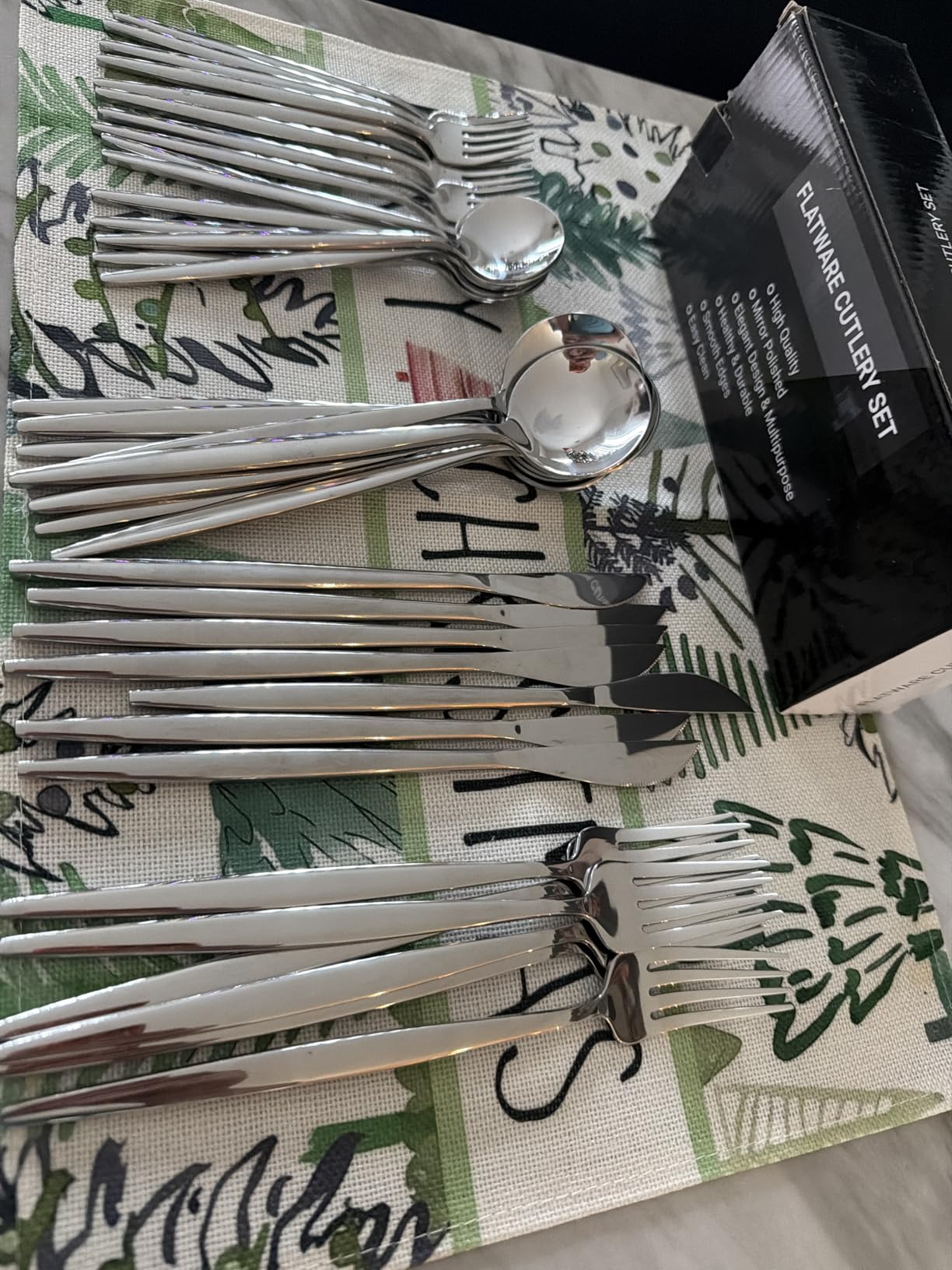 CEKEE Gold Silverware Set, 40 Piece Gold Utensils Set Service for 8, Stainless Steel Flatware Set Include Knives Spoons and Forks Cutlery Set for Kitchen Home Restaurant Wedding, Satin Finish customer photo 2