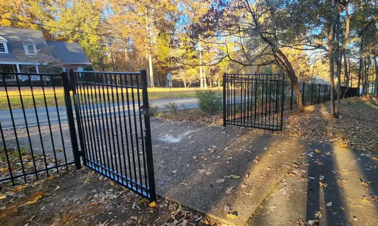 JUJIANG C01 Automatic Gate Opener with Remote Complete Kit for Swing Gate Up to 440lb 12FT per Arm, Electric Gate Openers Light Duty Dual Swing Gate Openers Automatic Gate Motor 40W AC Powered customer photo 1