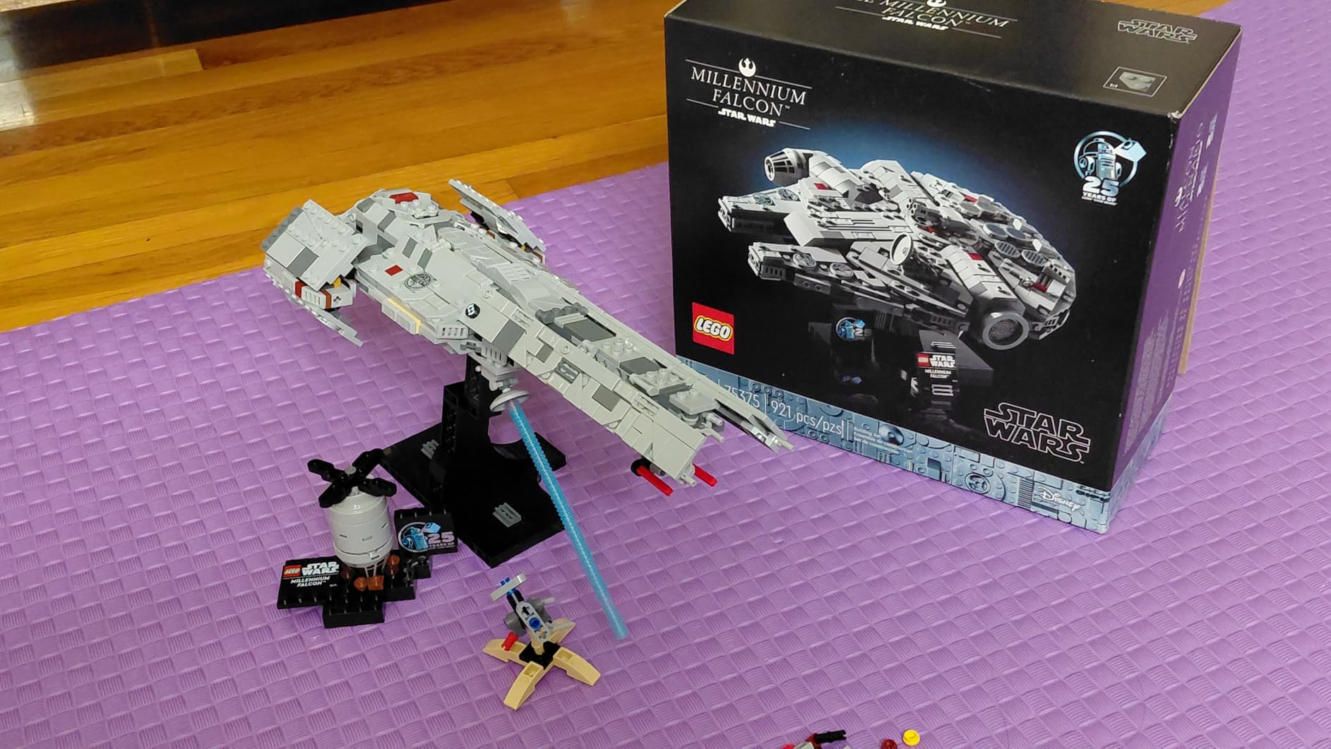 LEGO Star Wars Millennium Falcon 25th Anniversary Collectible - DIY Building Set for Adults, Ages 18+ - A New Hope Model with Display Stand - 75375 customer photo 1