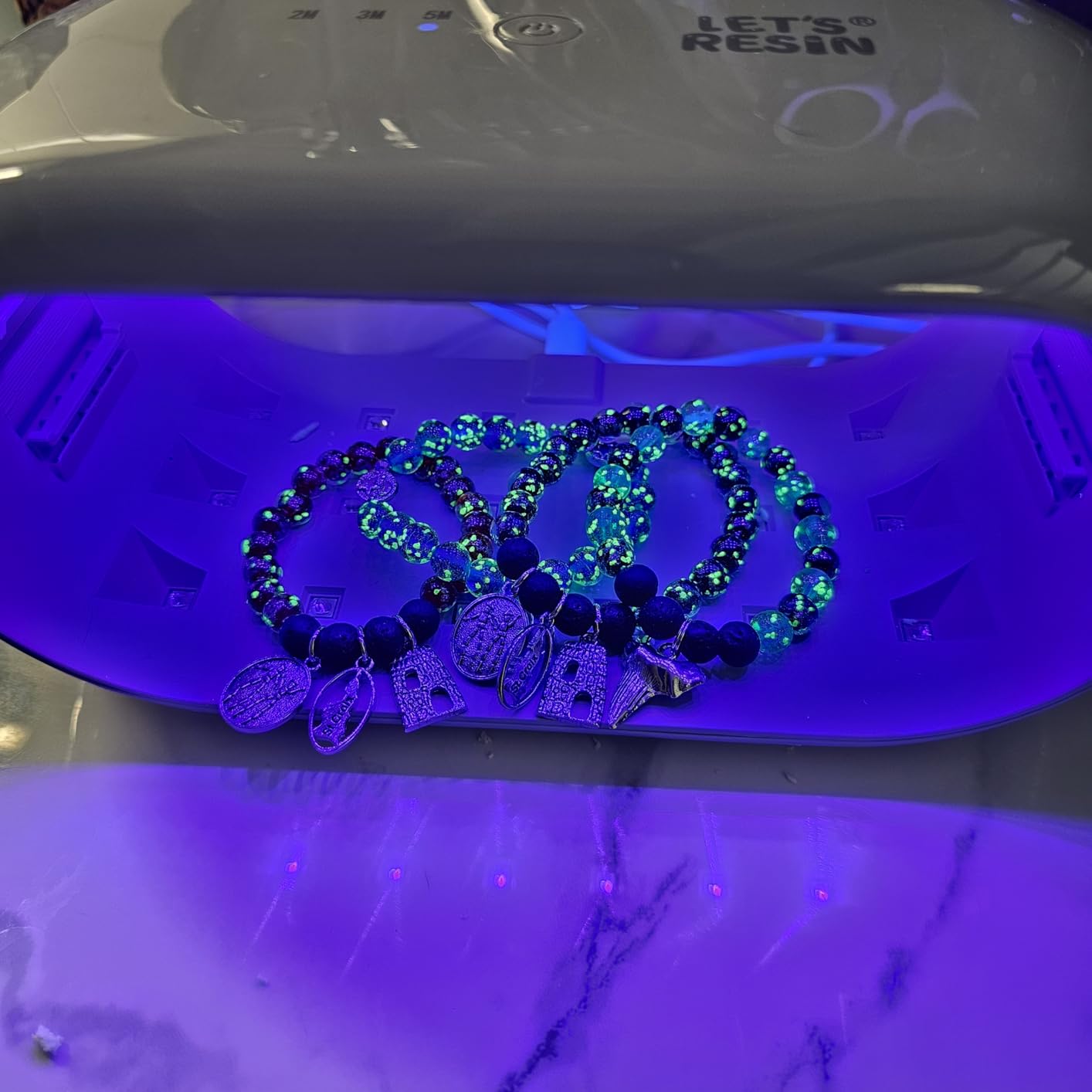 LET'S RESIN UV Light, Two-Sided Longer time Setting(2m,3m,5m) Resin Light with 36 LED Beads, Large Size UV Lamp for Resin Curing, Molds, DIY Craft Decor (Own Design Patent) customer photo 1