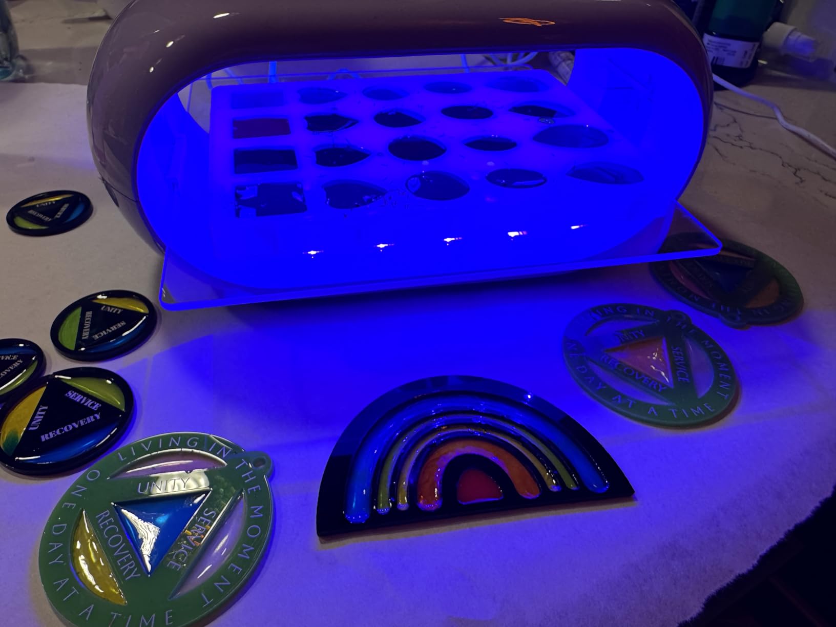LET'S RESIN UV Light, Two-Sided Longer time Setting(2m,3m,5m) Resin Light with 36 LED Beads, Large Size UV Lamp for Resin Curing, Molds, DIY Craft Decor (Own Design Patent) customer photo 2