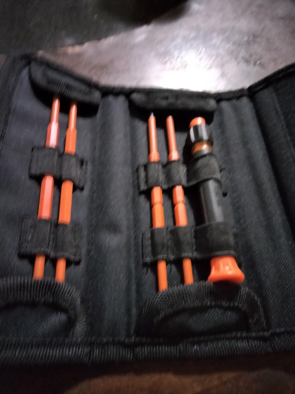 Klein Tools 32584INSR Precision 8-in-1 Screwdriver Set with Case, 1000V Rated Insulated Set with Phillips, Slotted and Tamperproof TORX Bits customer photo 1