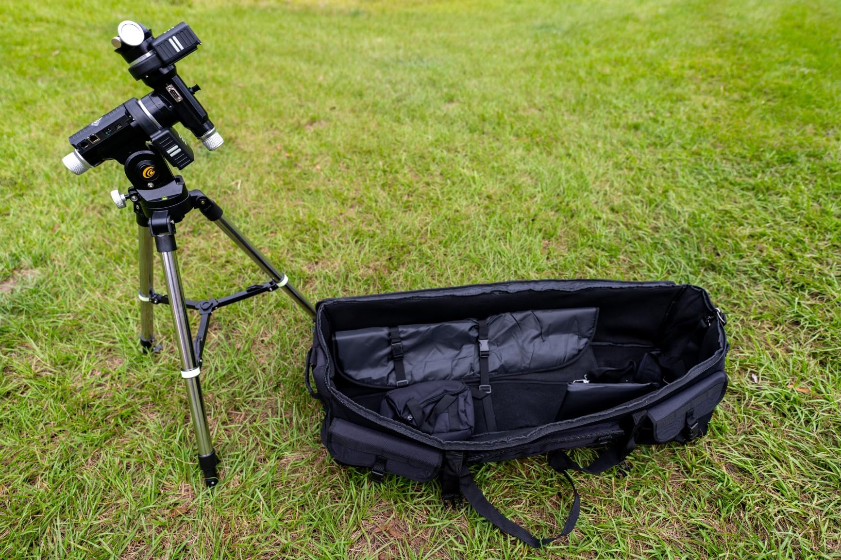 HODRANT Large Telescope Carrying Case, Soft Pad Telescope Travel Bag Compatible with Celestron Telescope, 40 inch Telescope Storage Bag with Fixed Buckles for Optical Tube & Tripod customer photo 1