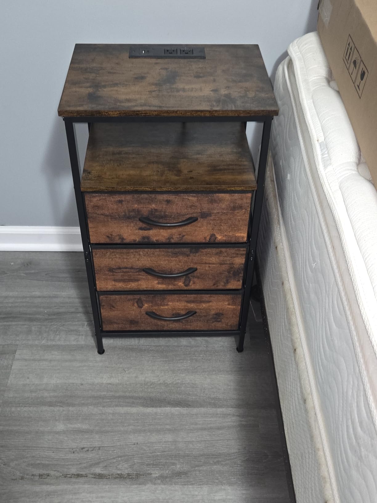 Huuger Nightstand with Charging Station, 27.6 Inch Bedside Table, Side Table | Night Stand with USB Ports and Outlets, End Table with Fabric Drawers, Night Stand with Charger Station, Rustic Brown customer photo 1