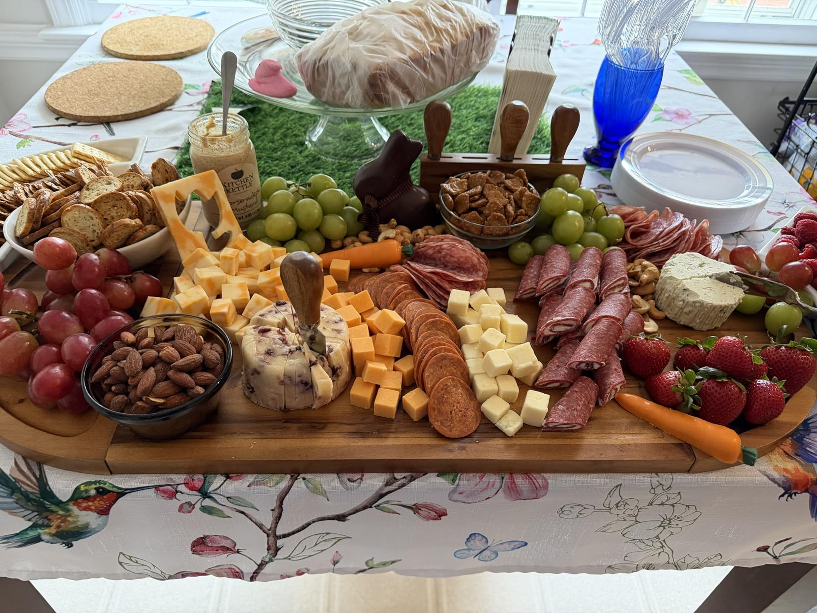 TIDITA 30 inch Large Acacia Wood Charcuterie Board with 4 Knives Set, Magnetic - 3 Parts Wooden Round Tray for Cheese - Long Appetizer Board for Serving customer photo 2