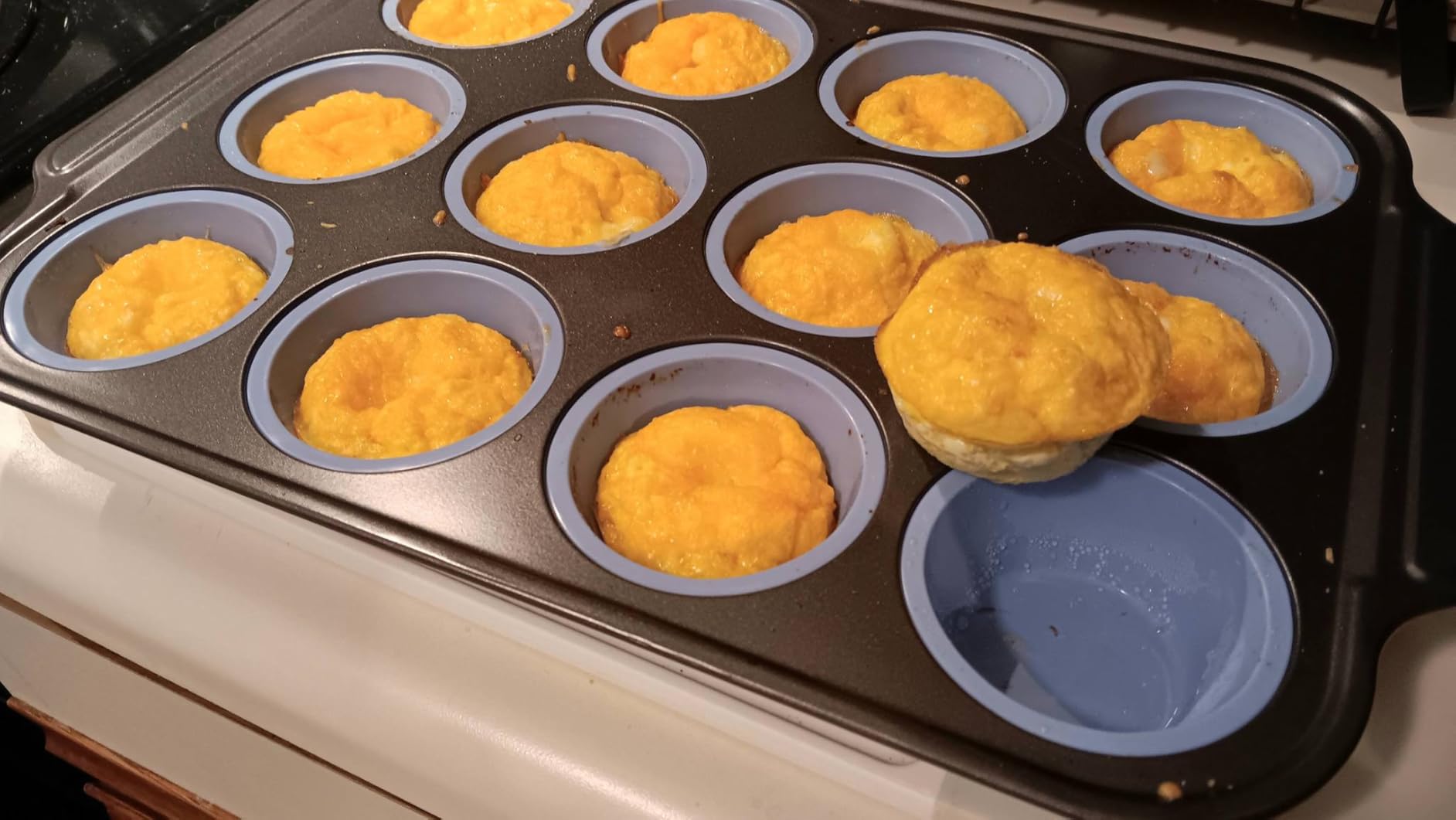 BRONYPRO Silicone Muffin Pans for Baking with Metal Frame, Egg Bite Molds, 12 Regular Size, Blue customer photo 1