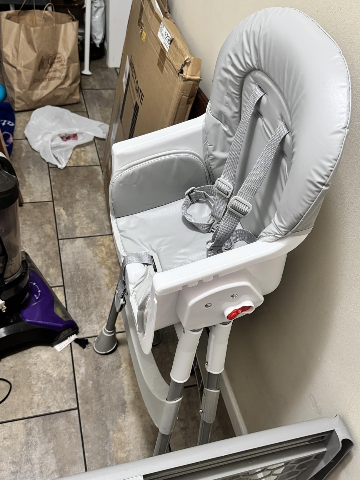 Dream On Me TableTalk 2-in-1 High Chair for Baby & Toddler - Convertible High Chair to Junior Chair, Removable Padded Seat, Dual Dishwasher-Safe Trays, Sturdy Steel Frame, Quick Folding Design - Black customer photo 2