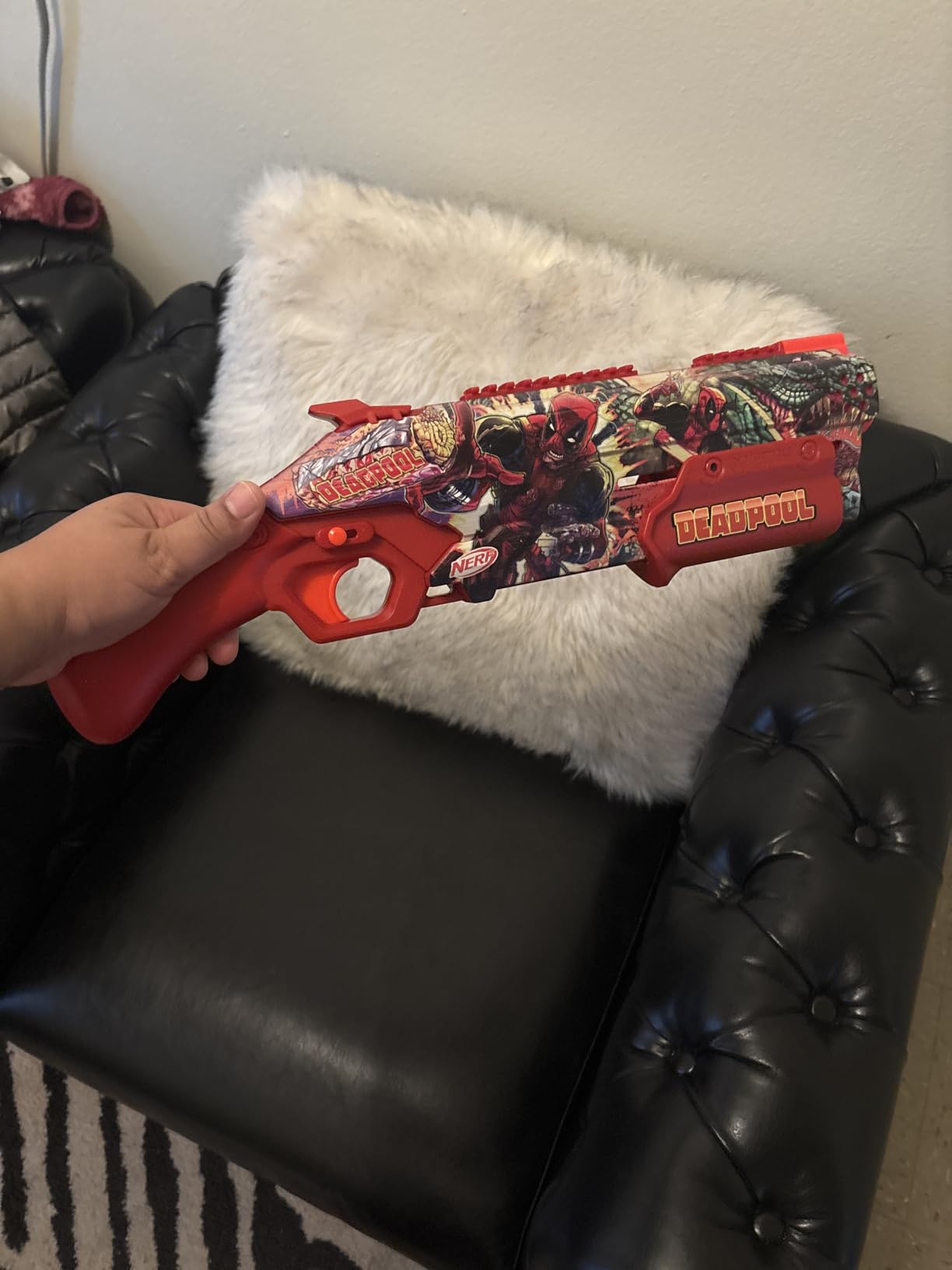Nerf Marvel Deadpool Blaster, 16 Nerf Rival Accu-Rounds, Pump Action, Breech Load, Gifts for Teens, 14+ customer photo 1