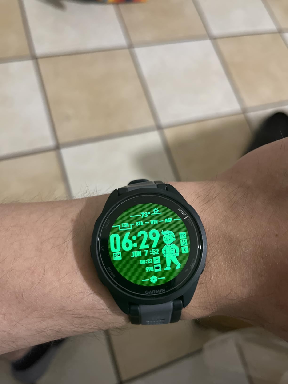 Garmin Forerunner 165, Running Smartwatch, Colorful AMOLED Display, Training Metrics and Recovery Insights, Whitestone customer photo 2