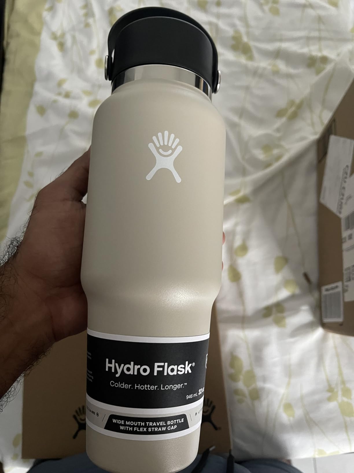 Hydro Flask Travel Water Bottle - Insulated Stainless Steel - Wide Straw Lid, Non Spill, Leakproof in 32 Oz Oat Tan customer photo 1