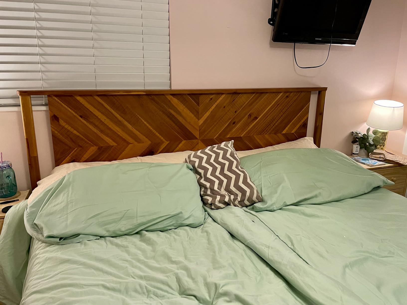 Bme Vivian Headboard ONLY, Rustic & Scandinavian Style with Solid Acacia Wood, Easy Assembly, Queen, Rustic Golden Brown customer photo 1