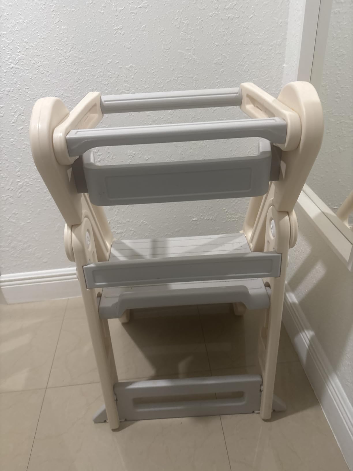 Onasti Toddler Tower Kitchen Stool Helper, Foldable & Adjustable Height Kids Learning Stool for Kitchen Counter Bathroom Sink, Child Ladder for Toddlers with Handles, Safety Rail, Non-Slip Pads customer photo 1