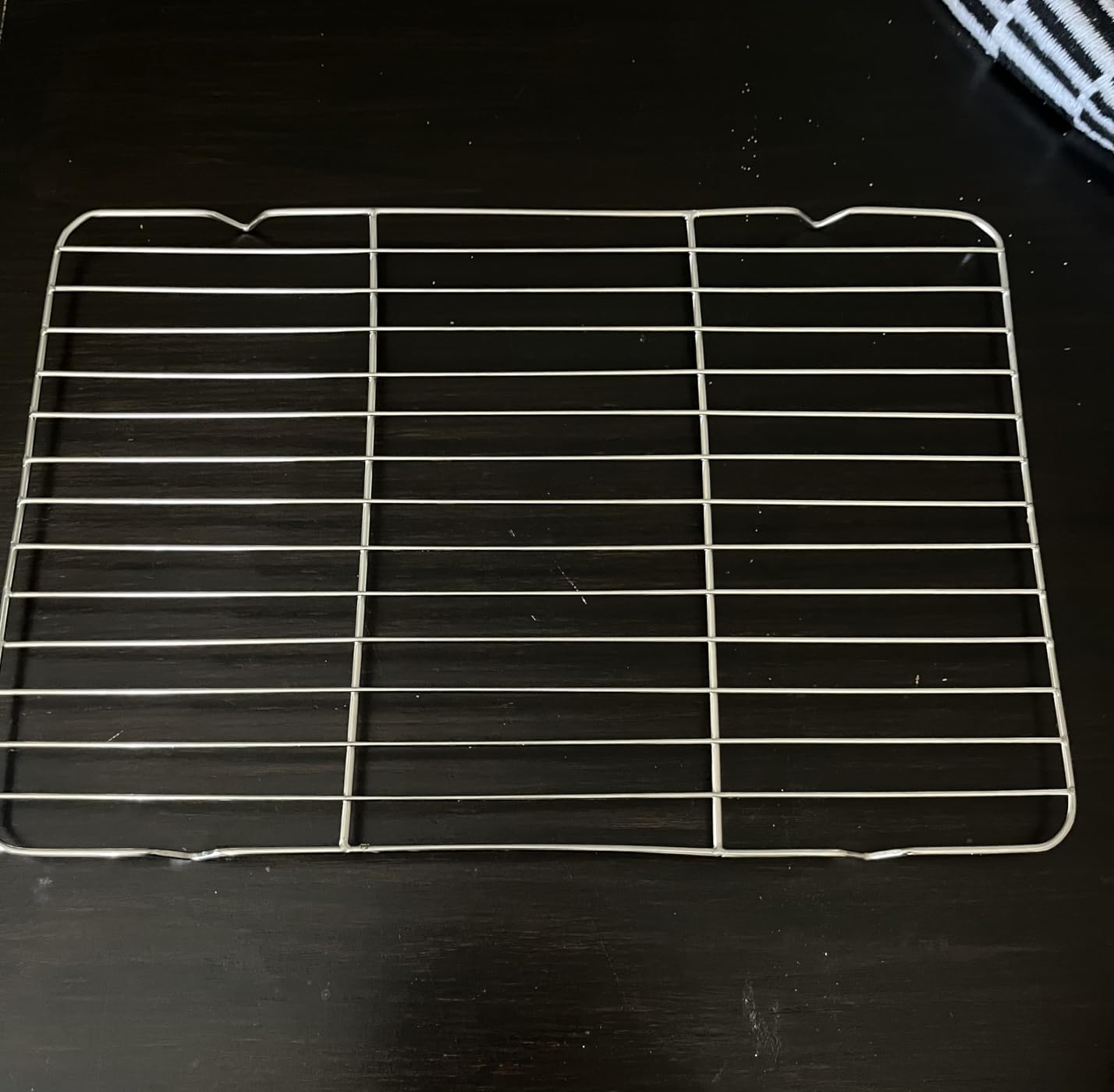 Decymis Cooling Rack and Baking Rack with Stainless Steel, 2 - Pack 10 x 15 Inches Heavy Duty Cooling Racks for Cooking and Baking, Sturdy Cookie Cooling Rack, Easy to Clean Oven & Dishwasher Safe customer photo 2