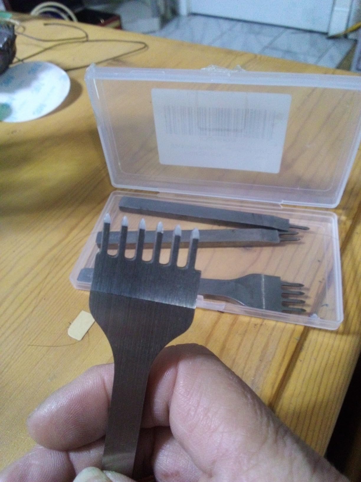 Leather Craft Kits Pricking Irons, Profession Diamond Lacing Stitching Chisel Set 4mm (1/2/4/6 Prong) DIY Home or Craft Projects, 3/4/5/6mm Options, nophike Tools (4 MM) customer photo 1