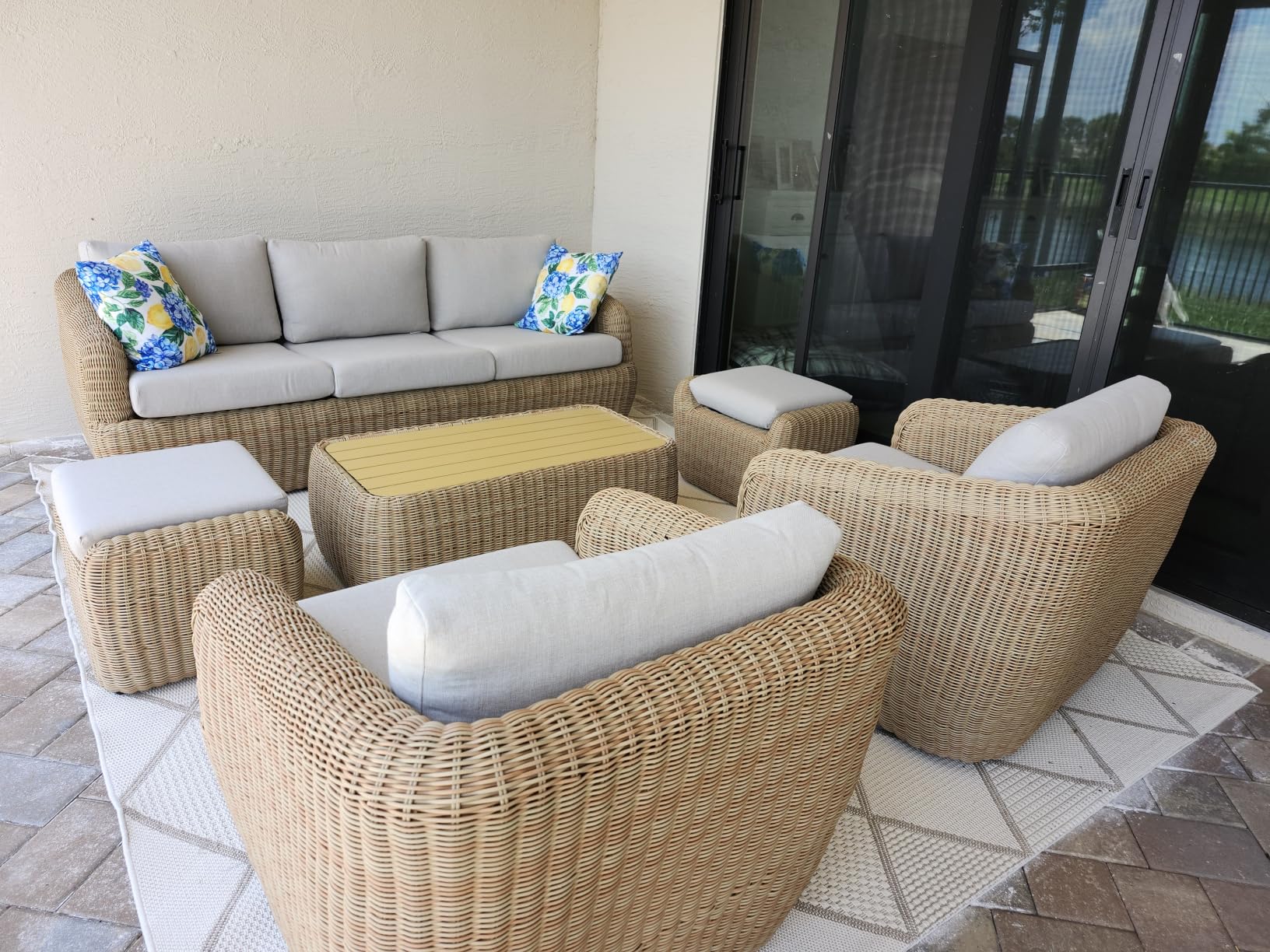 CHITA 5 Pieces Patio Wicker Furniture Set, Outdoor Rattan Bistro Set with Removable Thickened Cushions, Fully Assembled customer photo 2