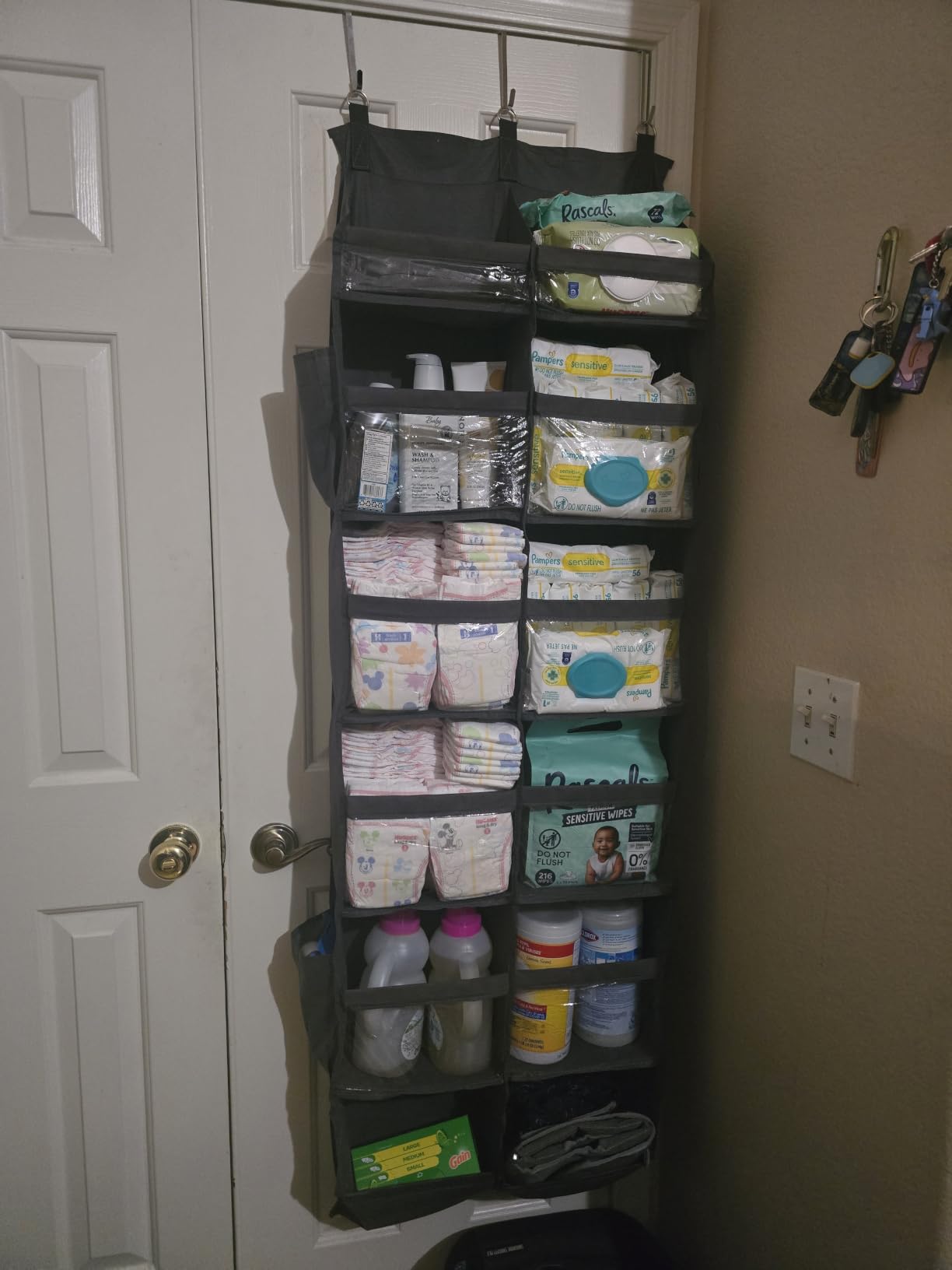 Lifewit Over the Door Organizer, 5 Section Clear Window Hanging Storage with 4 Side Pockets, Dark Gray customer photo 1