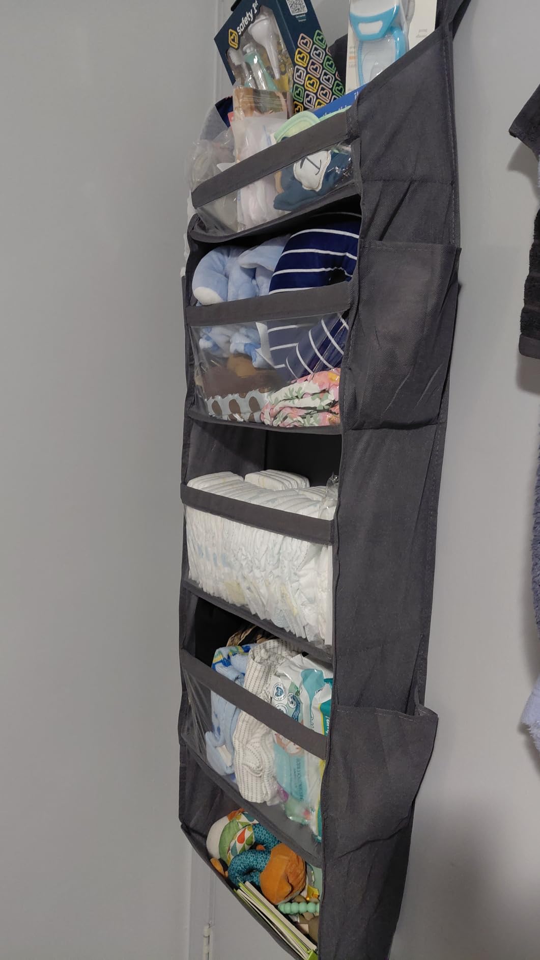 Lifewit Over the Door Organizer, 5 Section Clear Window Hanging Storage with 4 Side Pockets, Dark Gray customer photo 2