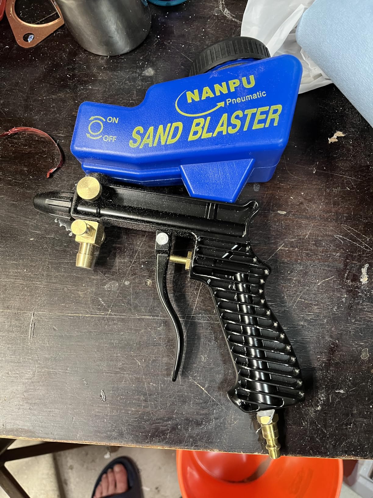 NANPU Light-Duty Air Sandblaster Gun Kit with Siphon & Gravity Feed, Ceramic Nozzle, Metal Body, for Small Project Surface Prep, Paint & Rust Removal, Metal/Wood/Glass Etching, Requires Air Compressor customer photo 1