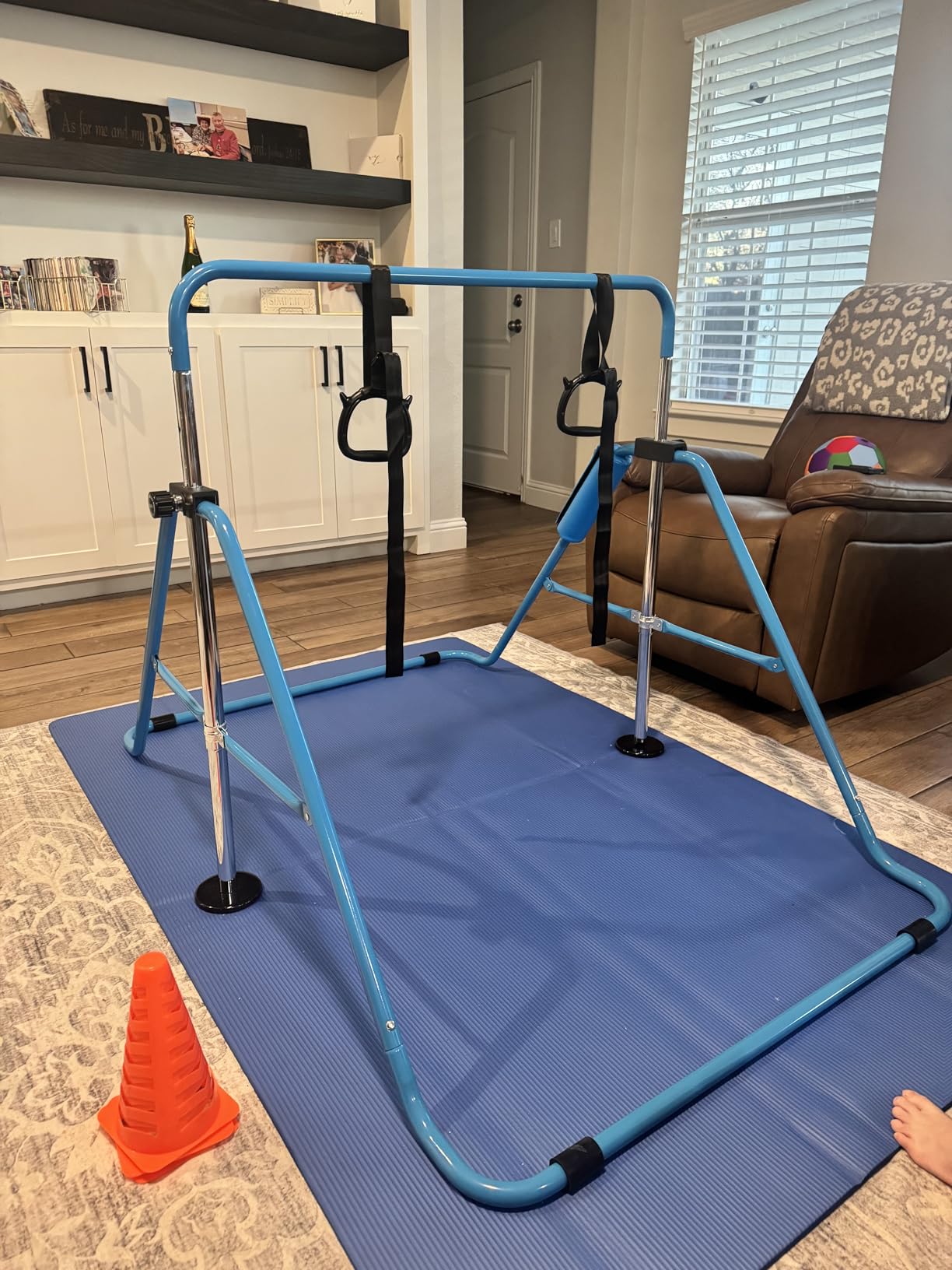 ZUETK Expandable Gymnastics Bar for Kids, Adjustable Height Junior Training Kip Bar, Folding Gymnastic Horizontal Bars Monkey Bar, Home Gym Equipment for Kid Gymnasts, Child, Girl, Boy customer photo 1