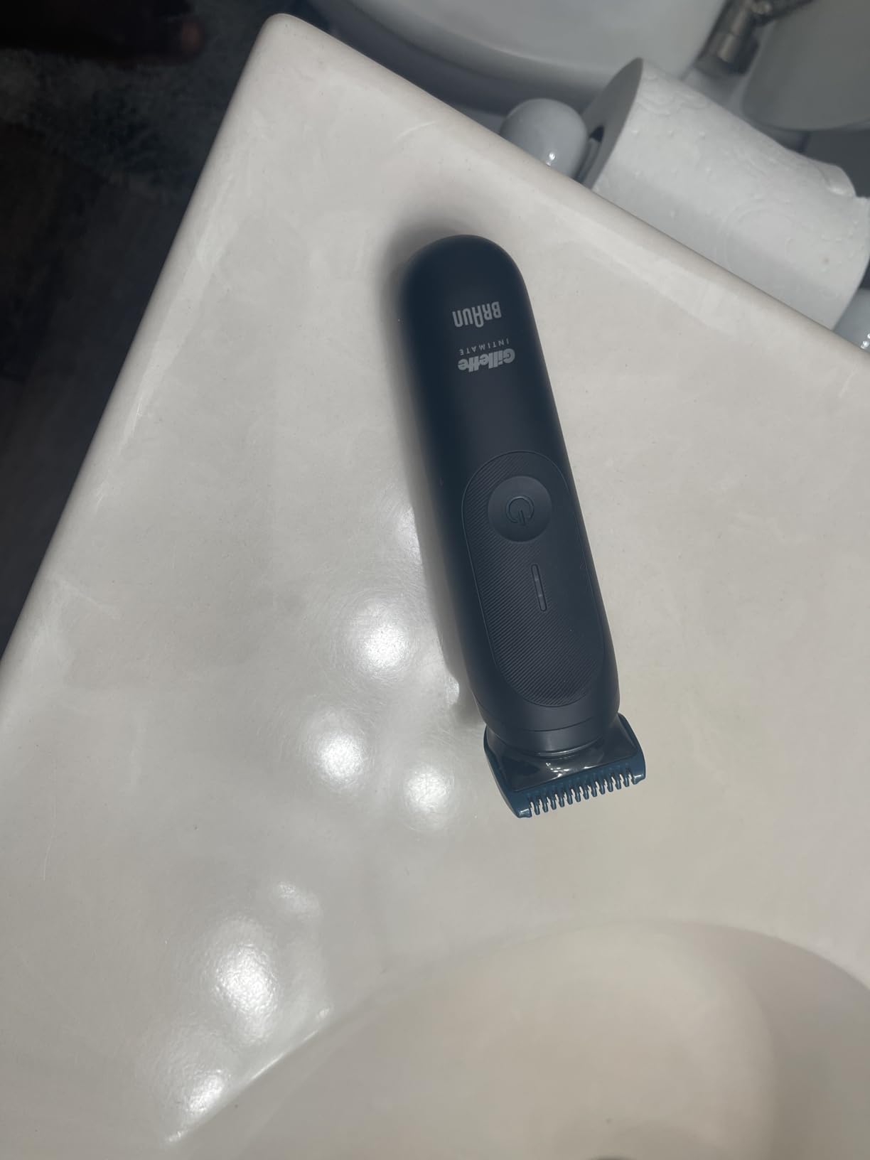 Gillette i7 Intimate Men's Premium Pubic Hair Trimmer, Waterproof LED Body Hair Trimmer for Men, Manscaping Body Groomer customer photo 1