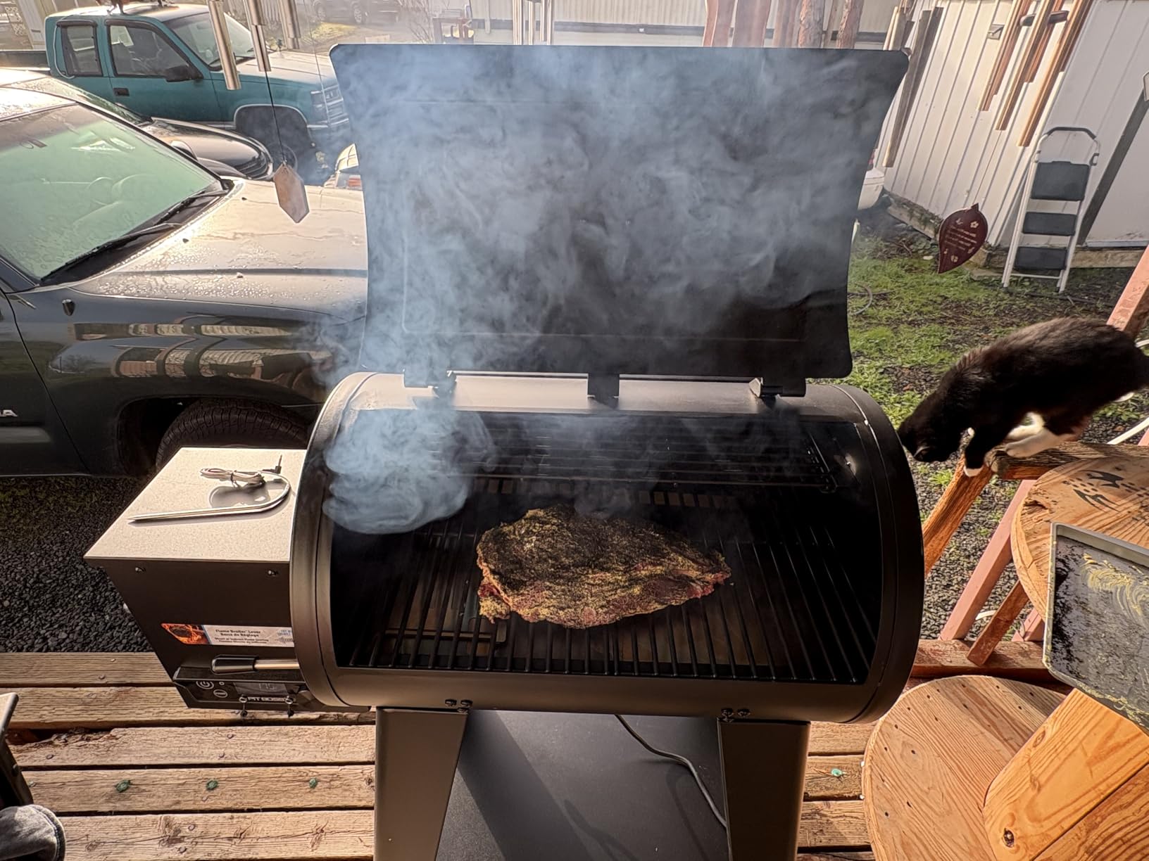 Pit Boss 500 FB2 Series Wood Pellet Grill & Smoker with Flame Broiler and LCD Digital Controller, 518-Sq. In. Cooking Space, 180F to 500F Temperature Range, Meat Probe, 5 lb. Pellet Hopper, Black customer photo 2