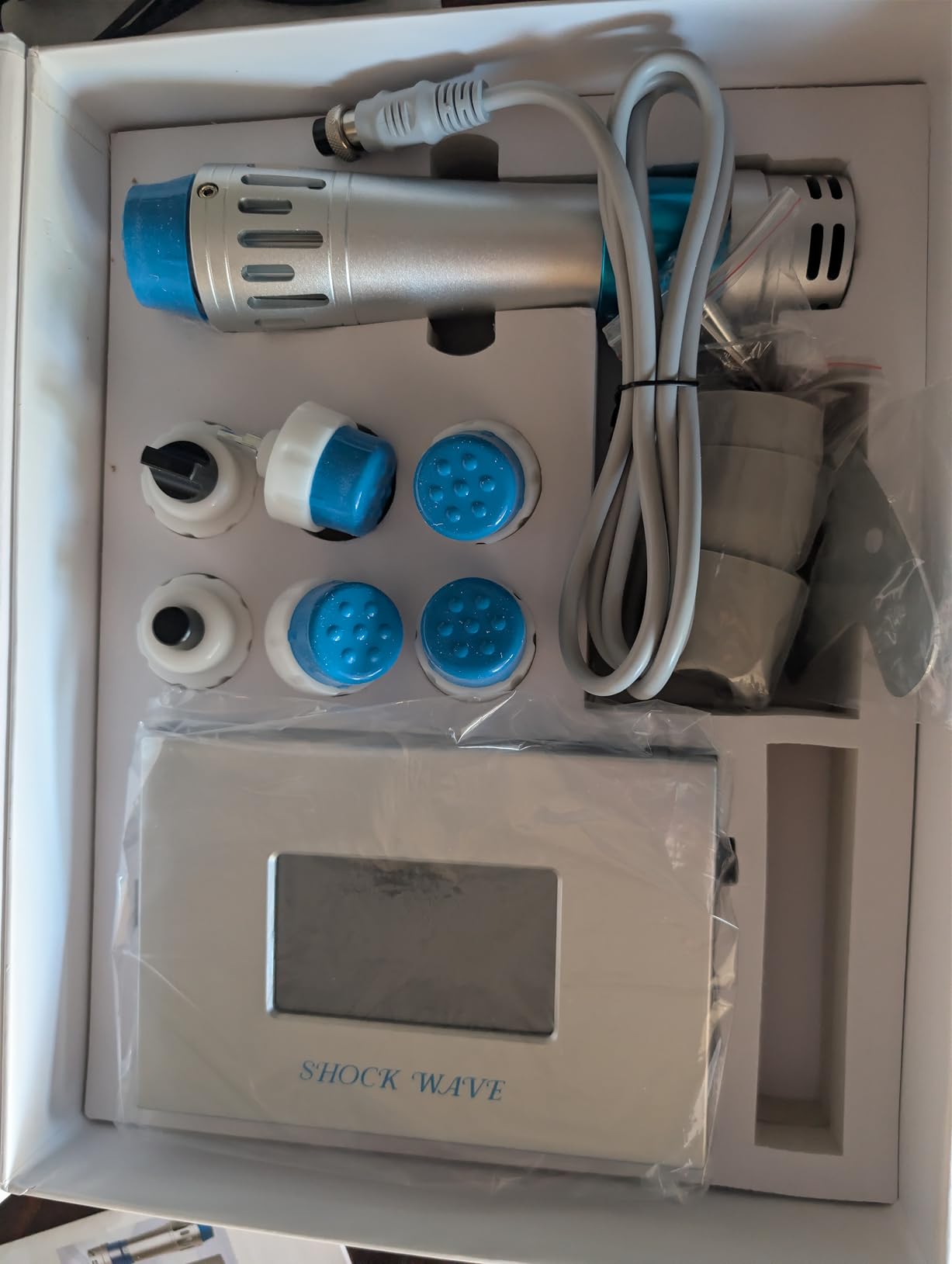 Shockwave Therapy Machine Extracorporeal Shock Wave Therapy Device 7in1 Focused Shockwave Therapy Machine Pain Relief at Home for Body Feet Knees, Silver customer photo 1