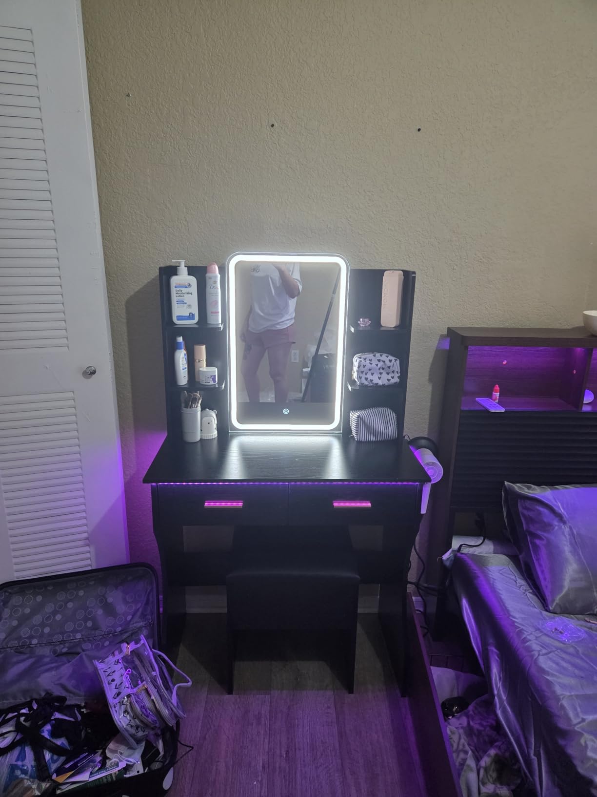 Vanity Desk with LED Lights Mirror & Power Outlet, Small Makeup Vanity Table Set with Storage Drawers & Chair, 3 Lighting Modes & Adjustable Brightness, White customer photo 1