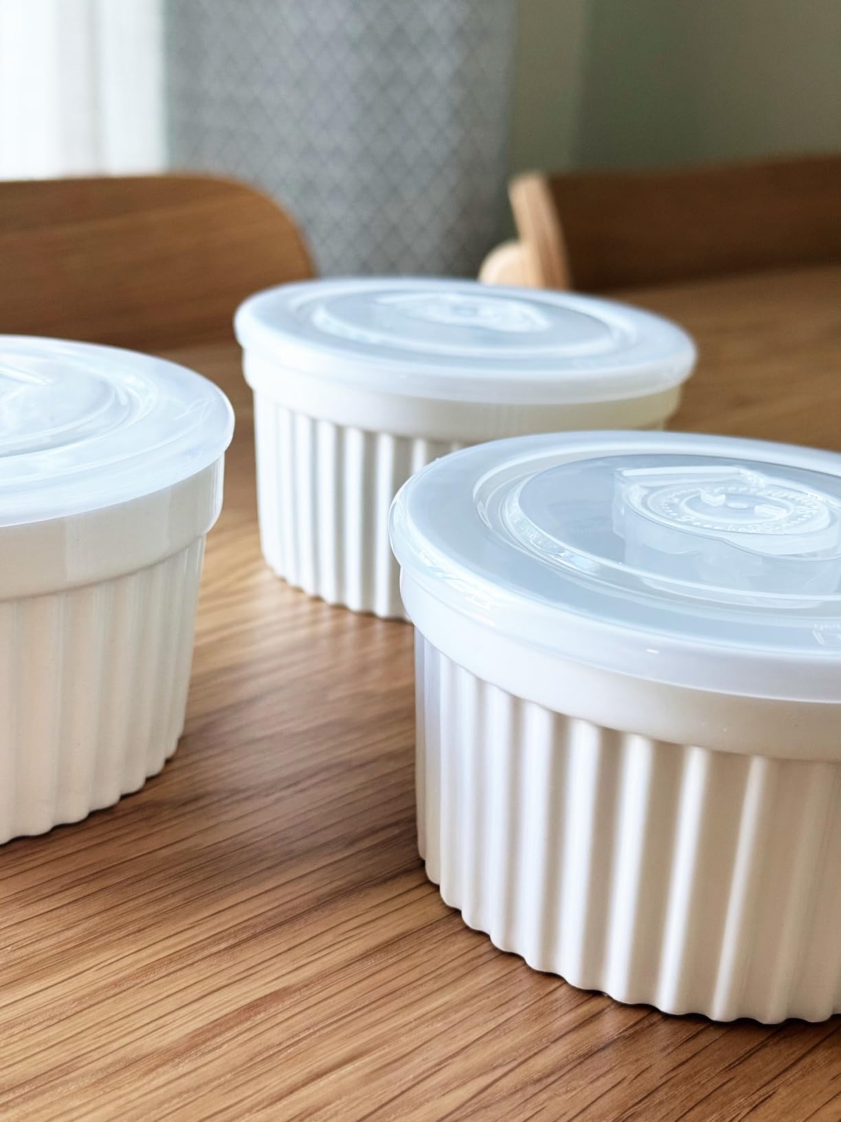vancasso 8 oz Ramekins with Lid, Porcelain Creme Brulee Souffle Dishes, White Pudding Custard Cups Ramiken for Baking, Dishwasher and Oven Safe, Set of 6 customer photo 2