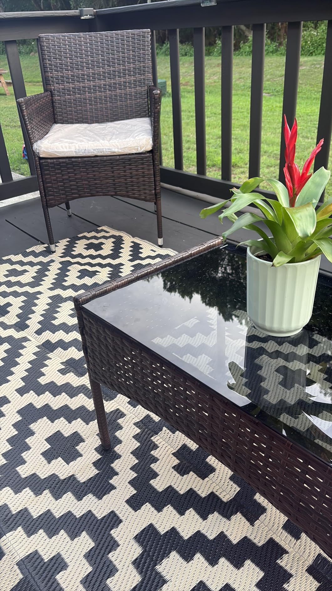 Smiry Waterproof Outdoor Rug 5x8 ft, Reversible Plastic Straw Patio Camping Rugs, Outdoor Indoor RV Mat Carpet for Patio, Outside Entry, Backyard, Deck, Bench, Picnic, Camper, Black & Beige customer photo 1