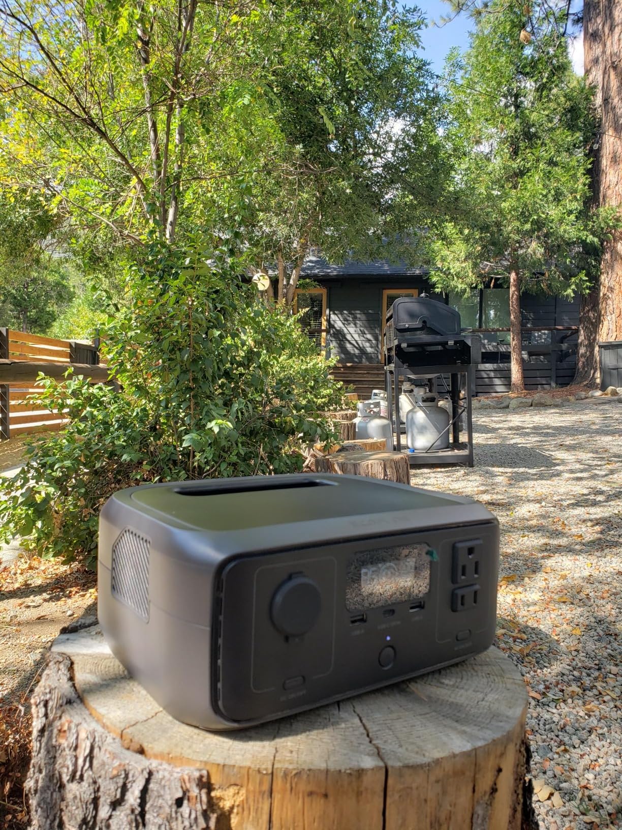 EF ECOFLOW Portable Power Station RIVER 3, 245Wh LiFePO4 Battery Power Station, 1Hr Fast Charging, 300W/X-Boost 600W Solar Generator for Outdoor/Camping/RVs/Home Use customer photo 2