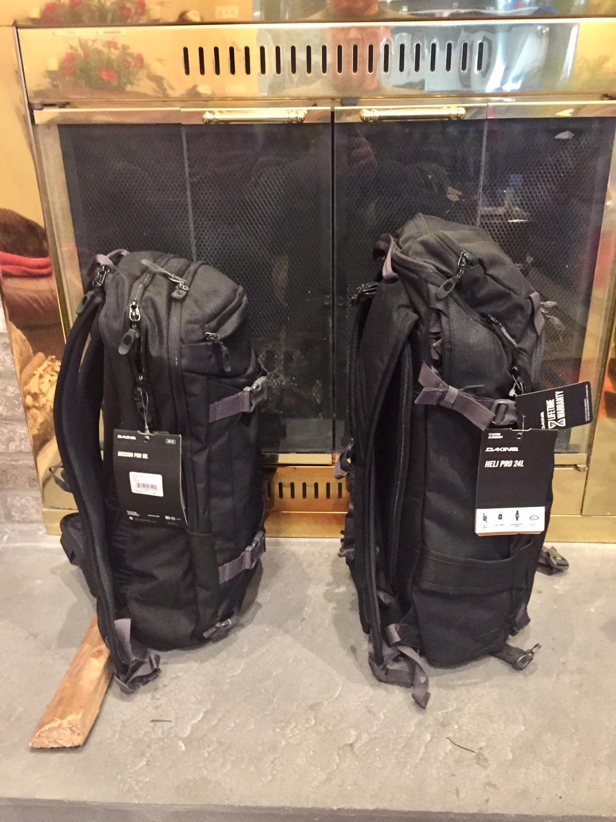 Dakine Heli Pro Backpack 24L - Black customer photo 1