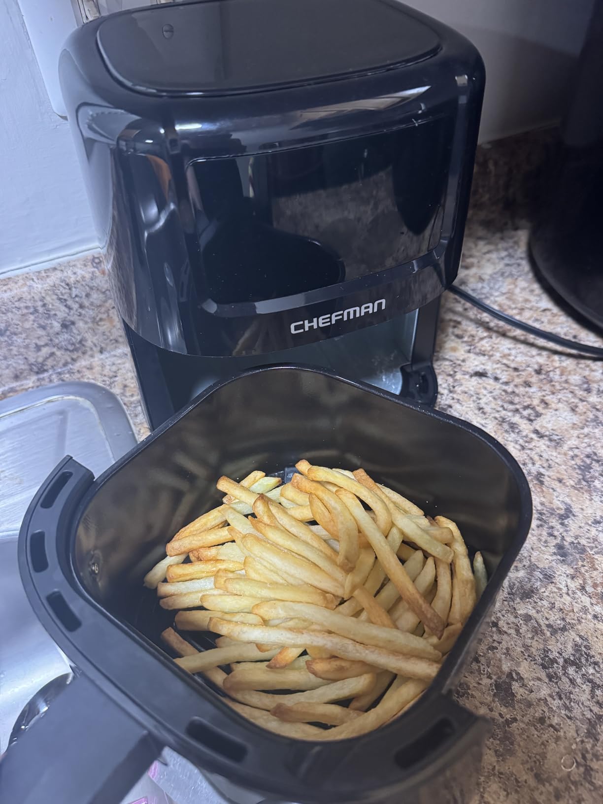 CHEFMAN 2 Qt Mini Air Fryer - Digital Space-Saving Compact Air Fryer with Nonstick and Dishwasher Safe Basket, Quick & Easy Meals in Minutes, Features Digital Timer and Shake Reminder - Black customer photo 2
