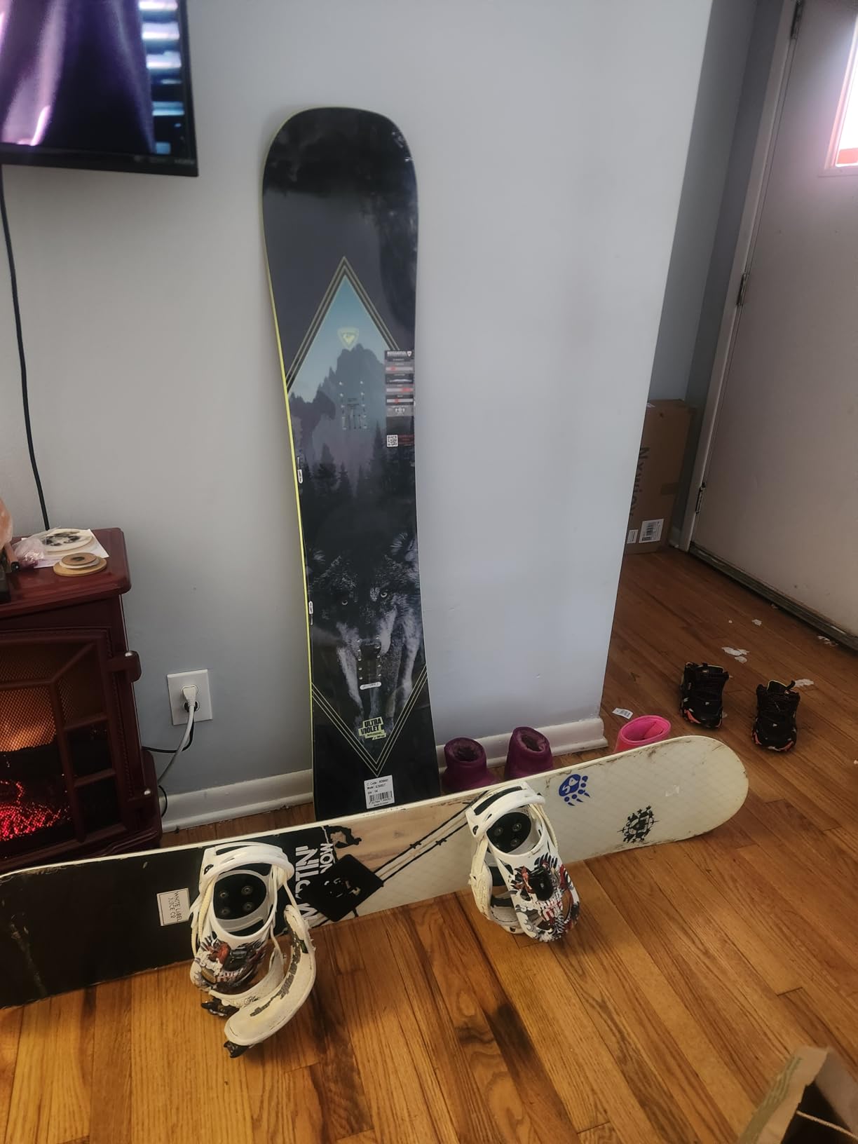 Rossignol Ultraviolet Twin Freestyle Snowboard - Entry-Level customer photo 2