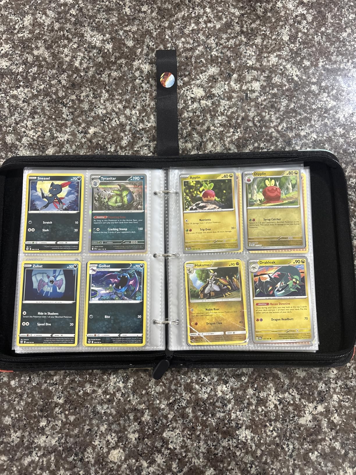 Jravkfi Card Binder 4 Pocket with 50 Removable Sleeves-Can Hold 400 Cards,3-Ring Zipper Sports Book is Gifts for Boys and Girls(Black) customer photo 2