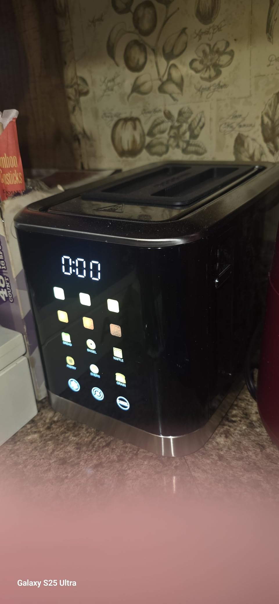 Touch screen Toaster 2 Slice Digital Timer Toasters with 6 Bread Types & 6 Shade Settings, Smart Extra Wide Slots Toaster with Bagel Defrost Reheat Cancel Function customer photo 1
