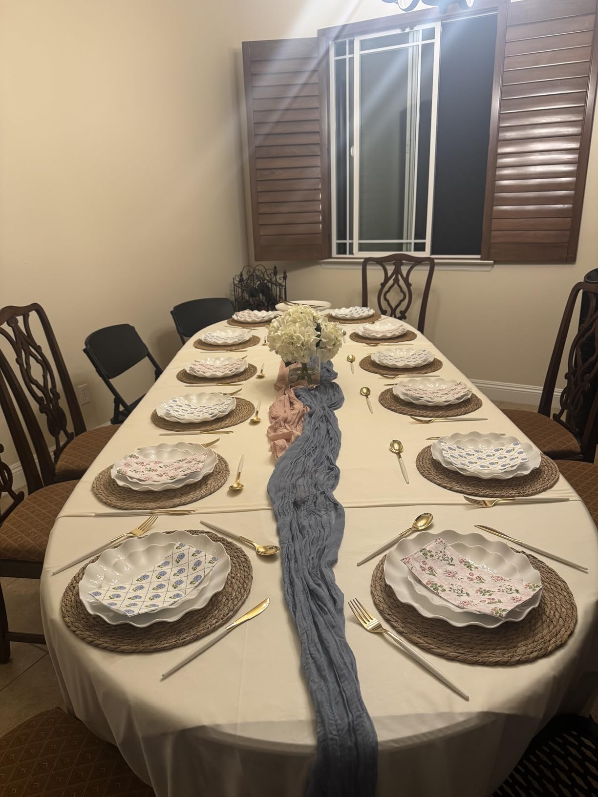 13 in Round Woven Plate Chargers Set of 6, Boho Farmhouse Rustic Woven Placemats for Dining Table Decor, Rattan Wicker Table Mats Chargers for Dinner Plates Jute Braided Place Mats customer photo 1