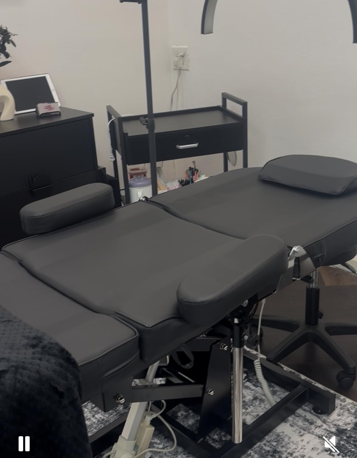Electric Facial Spa Beds for Esthetician Chair Height Adjustment Tattoo Bed Chairs for Client Professional Beauty Bed Spa Chair Massage Table for Lash Extensions customer photo 1