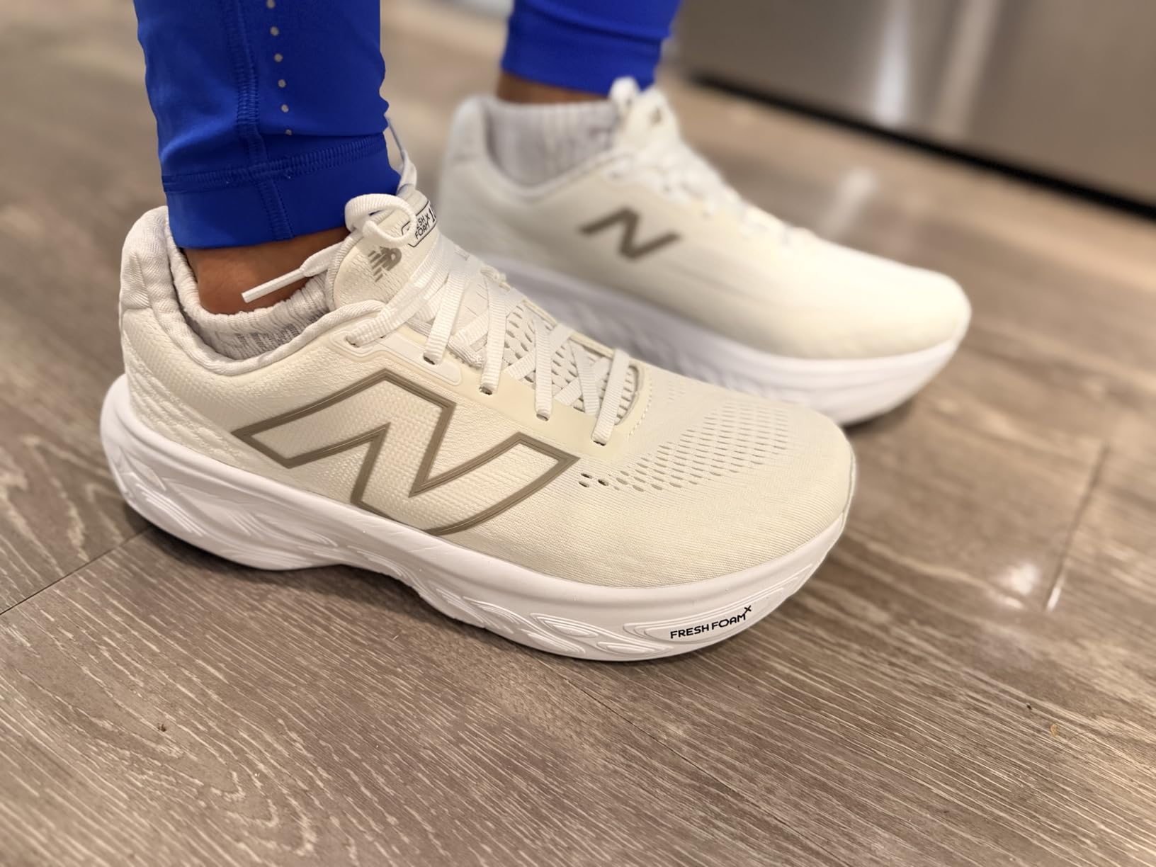 New Balance Women's Fresh Foam X 1080 V14 Shoes customer photo 1