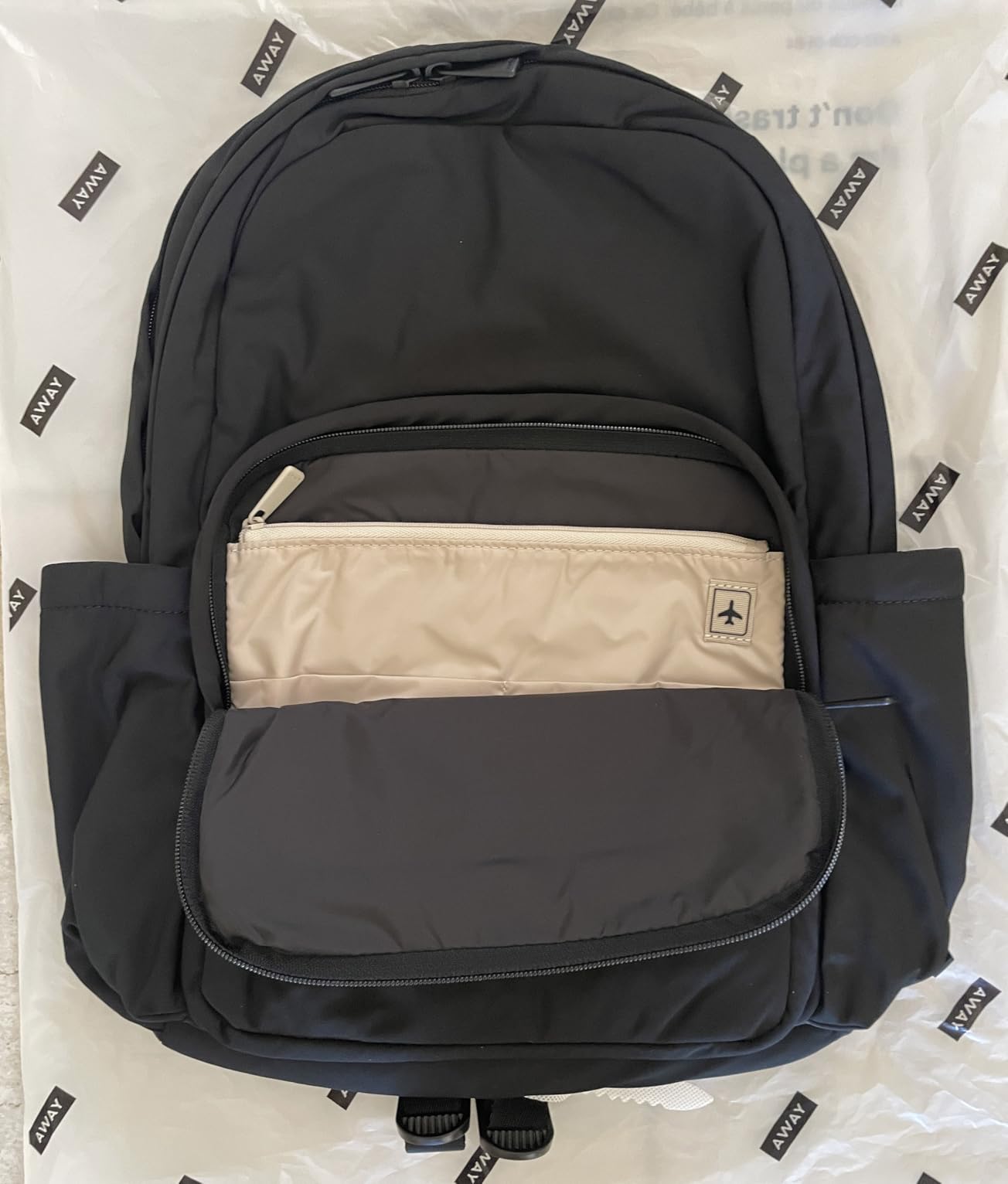 Away Featherlight Large Backpack for Travel & Work - Ergonomic Lightweight Bag with 16 Inch Laptop Sleeve, Passport Pocket & Trolley Sleeve, Jet Black customer photo 2