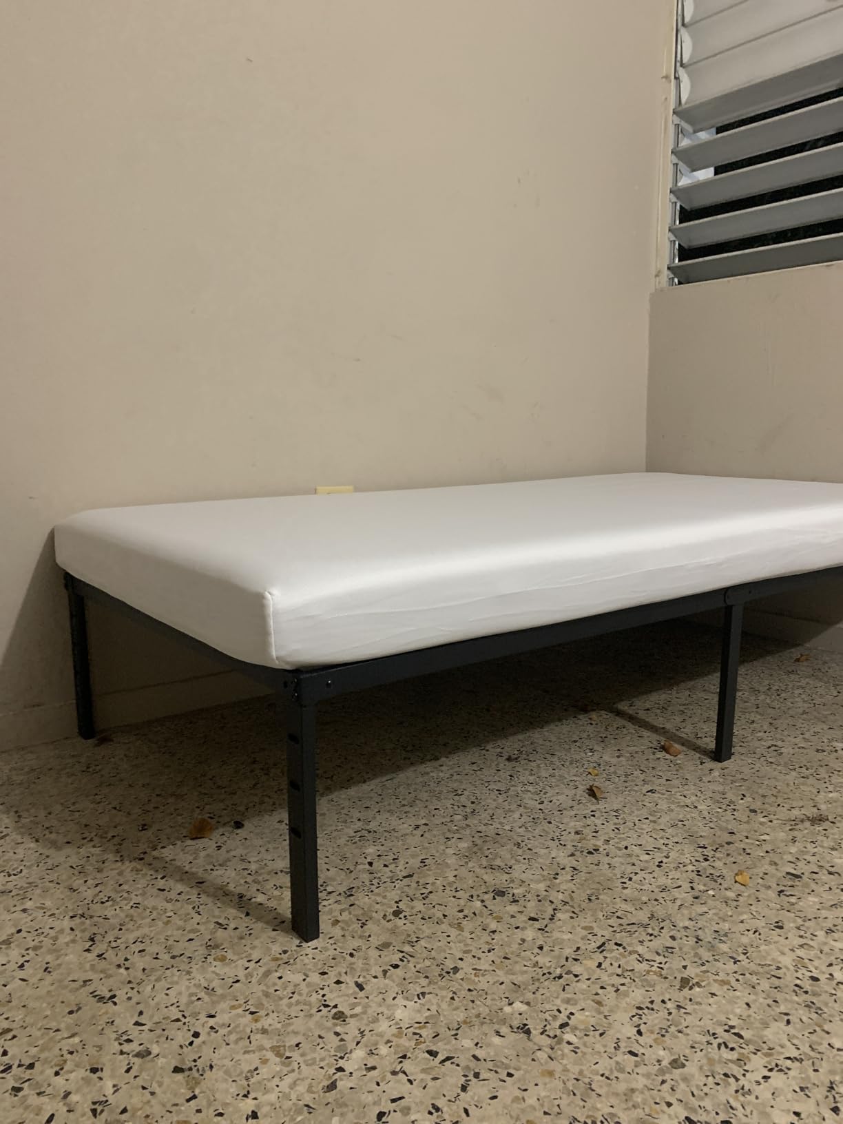 Best Price Mattress 10 Inch Memory Foam Mattress, Medium Firm, Cooling Gel Infused, Certified Safe Foams & Fabric, Mattress in A Box, Queen customer photo 1