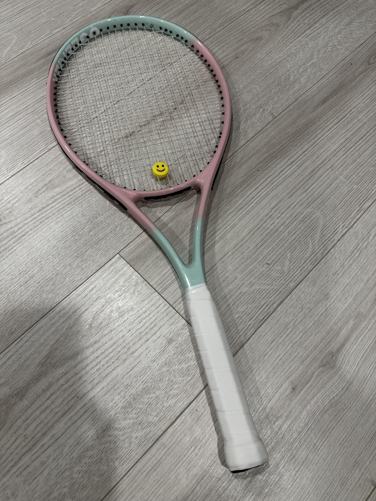 OGEENIER 27 Inch Adult Tennis Racket Set, Pre-Strung Beginners Tennis Racquet, Lightweight and Recreational Aluminum Rackets customer photo 1
