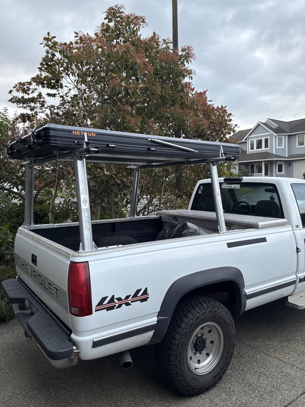 Adventurer Pro Rooftop Tent Hard Shell, 2-3 Person Aluminum Roof Top Tent | Detachable Side Awning & Built-in LED Light Strip, Compatible with Truck Jeep SUV Van & Trailer, Pop Up for 4-Season Camping customer photo 1