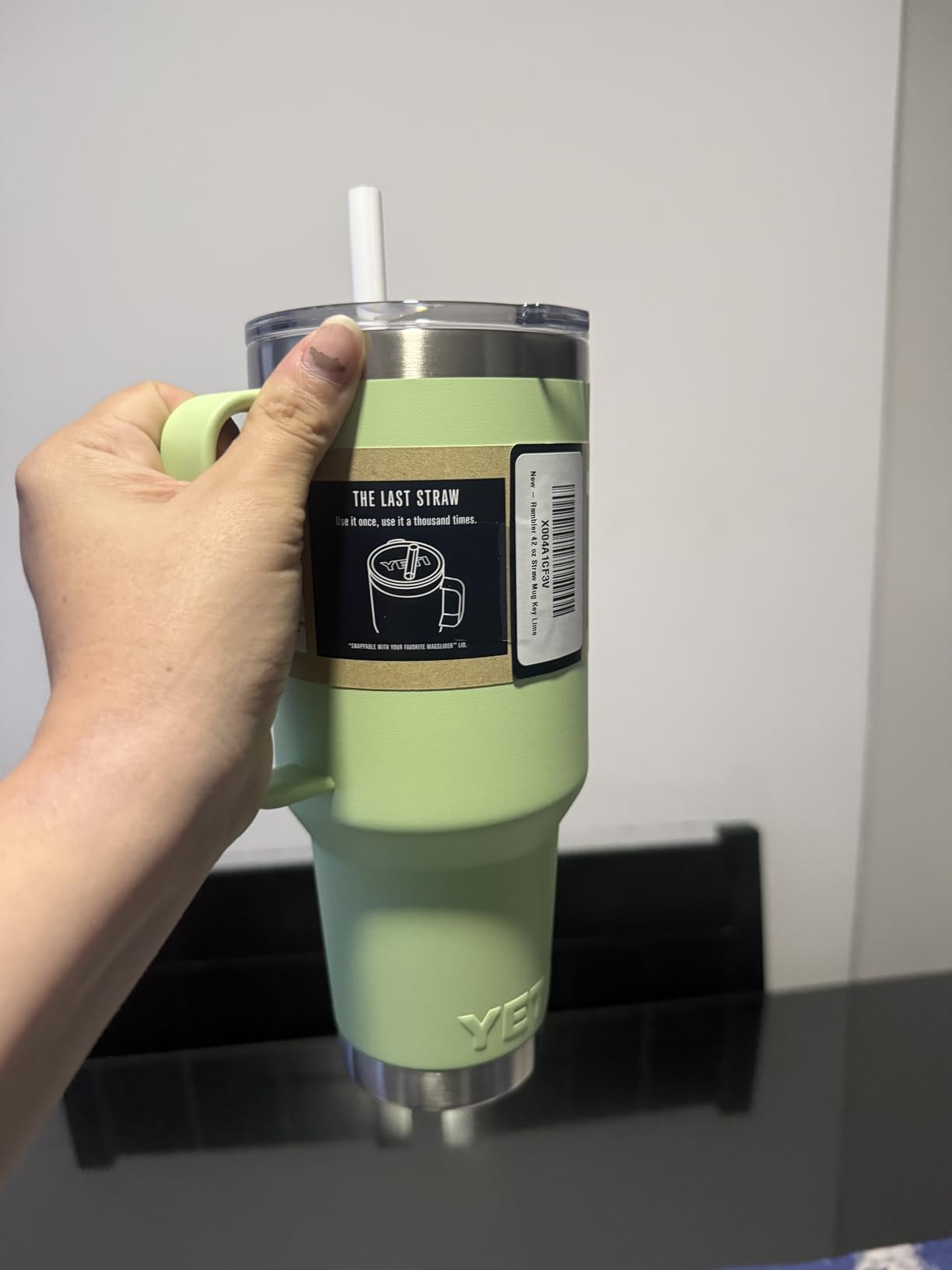 YETI Rambler 42 oz Tumbler with Handle and Straw Lid, Travel Mug Water Tumbler, Vacuum Insulated Cup with Handle, Stainless Steel, Big Sky Blue customer photo 2