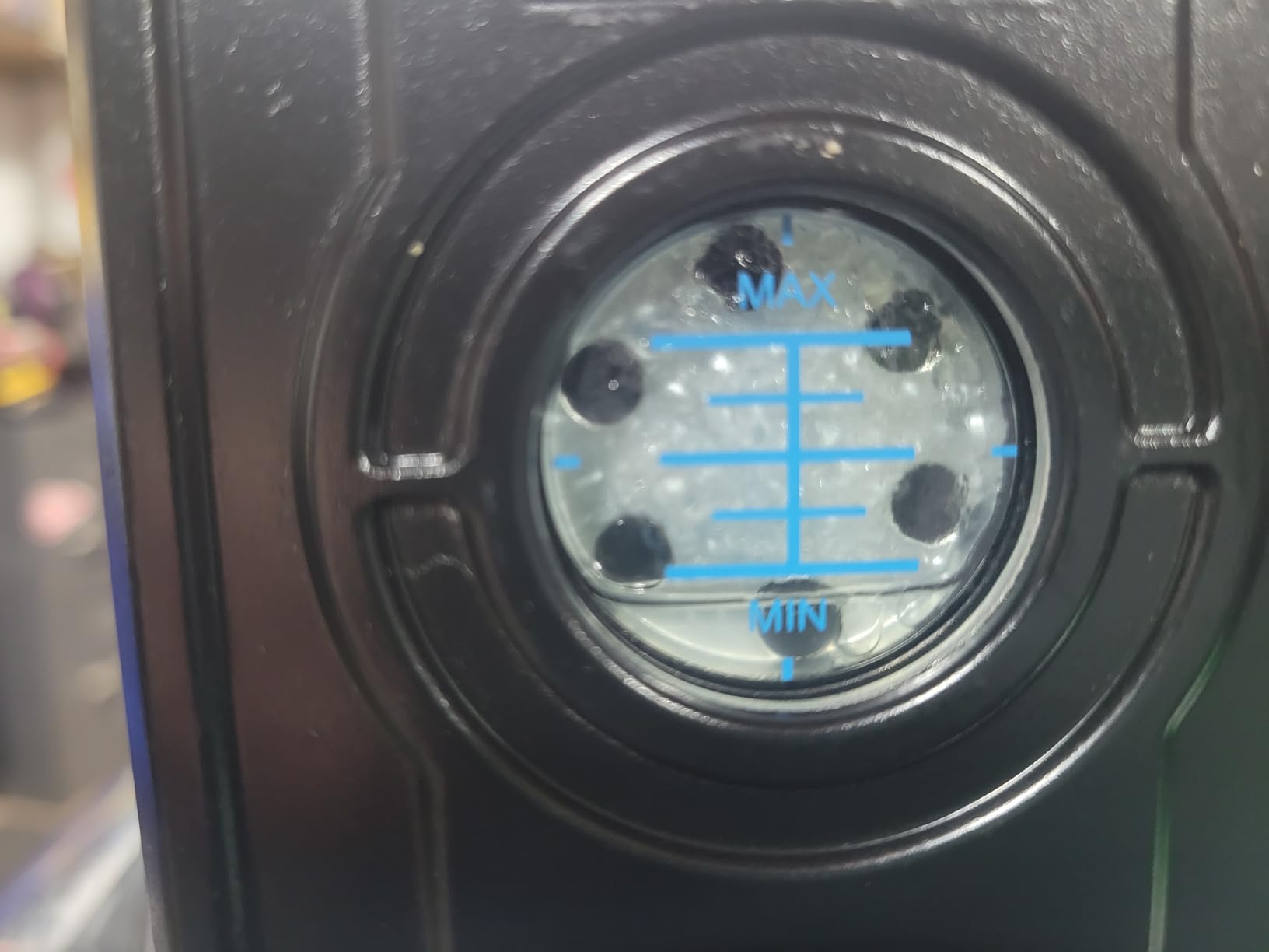 VTG VOGTEN 4.5 CFM AC Vacuum Pump and Gauge Set,for Mini Split/HVAC/Auto Systems,Manifold Gauge Kit Compatible with R134a R12 R22 R502,Includes 2 R134a Can Taps,R410a Adapters customer photo 2