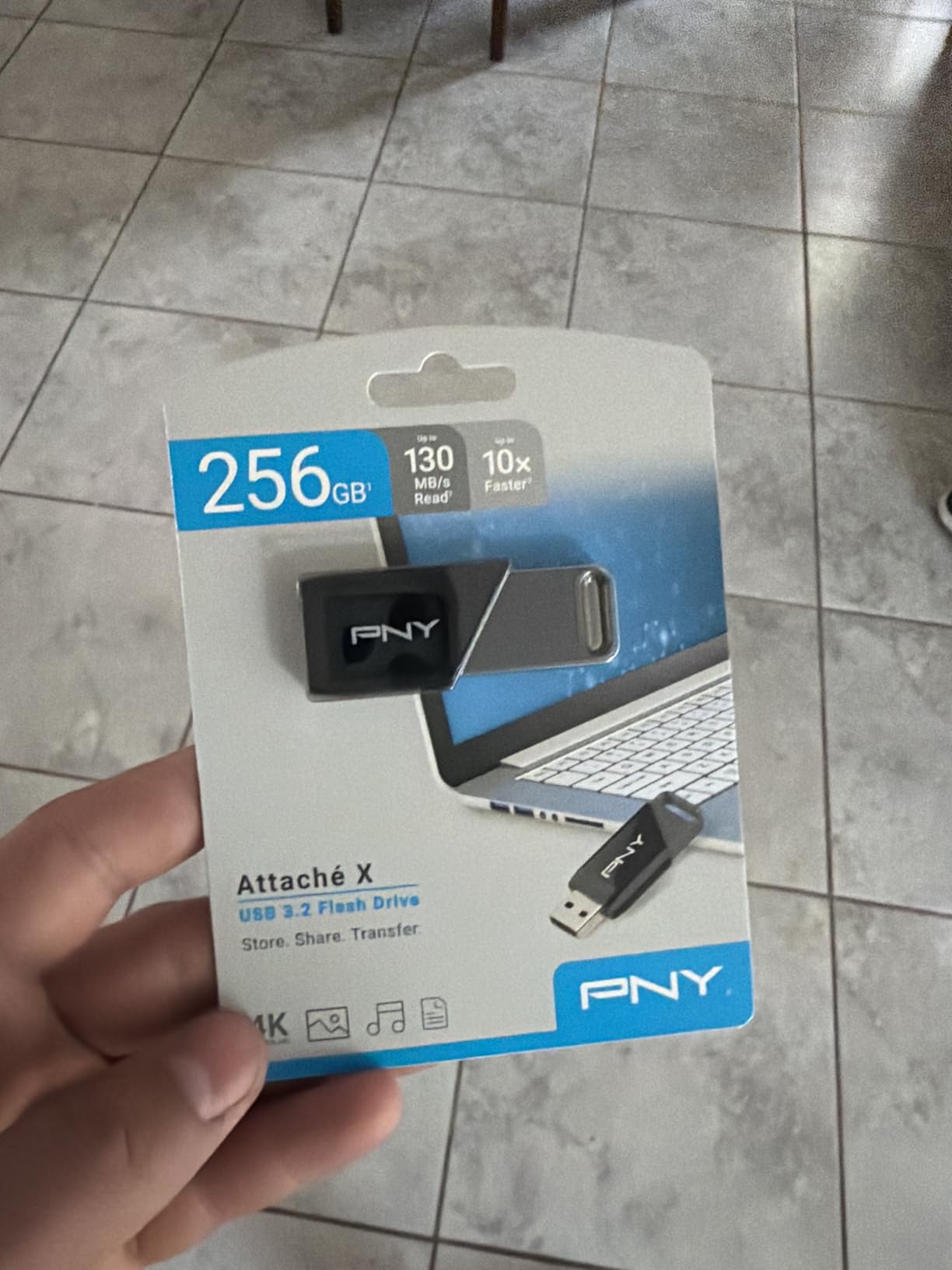 PNY 256GB Attache X USB 3.2 Gen 1 Flash Drive, Advanced Performance Up to 130MB/s Read, Everyday Data Store & Transfer, Reliable Portable Storage, Durable, Type-A customer photo 1