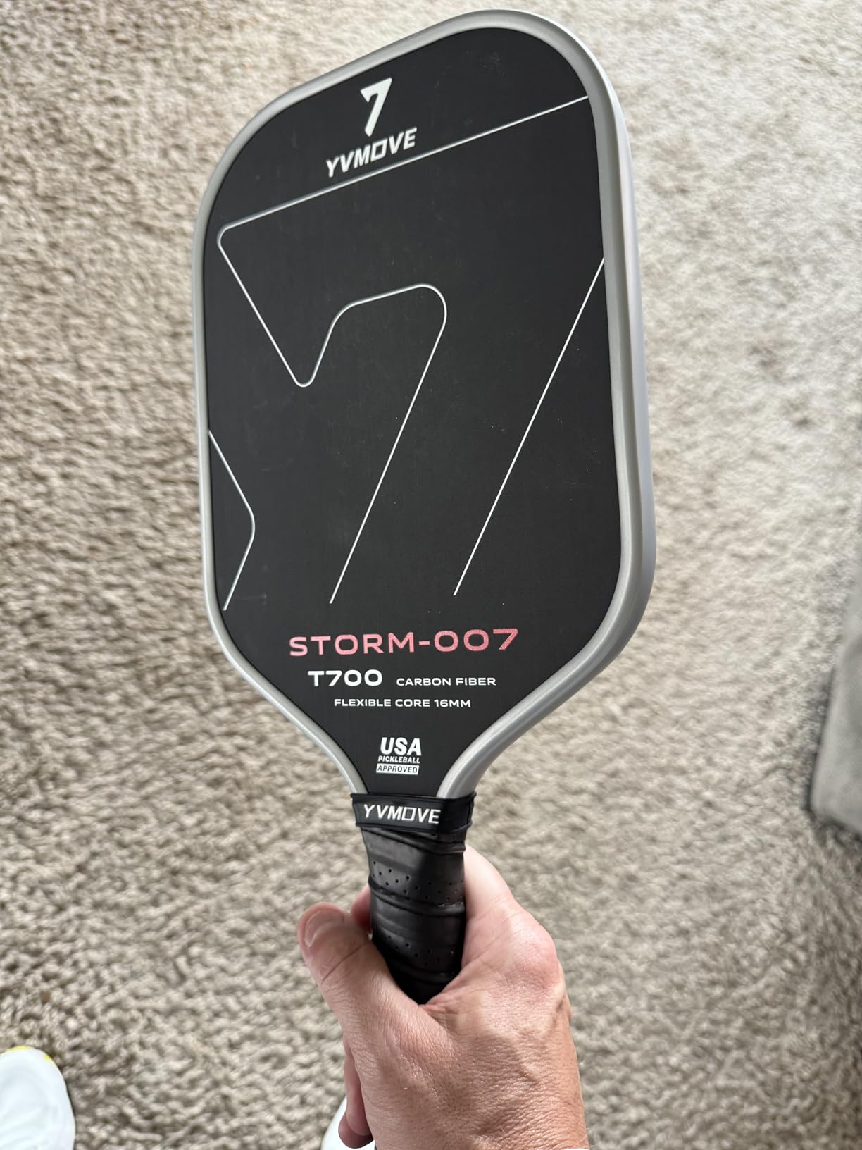 YVmove Raw Carbon Fiber Pickleball Paddle, 16mm Thermoformed Pickleball Racket with High Spin & Extended Grip, USAPA Approved Professional Pickleball Paddle for Control and Power customer photo 1
