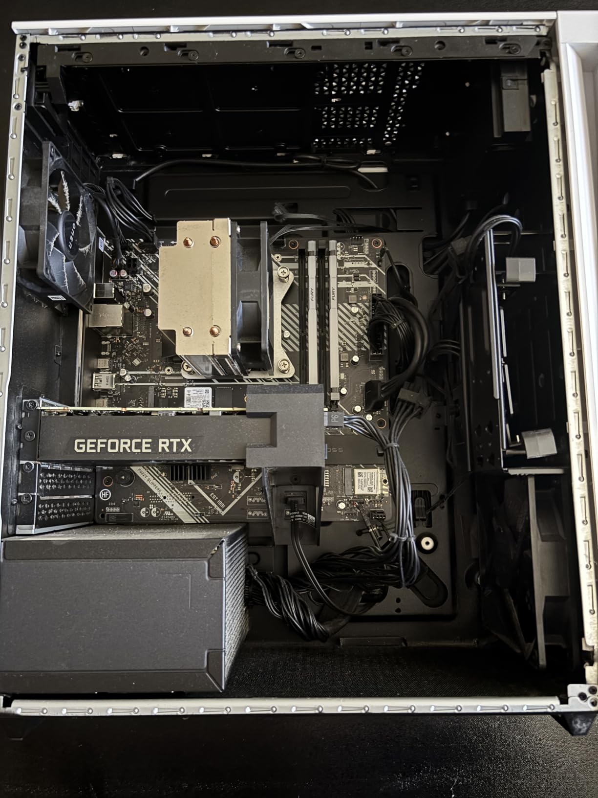 GIGABYTE GeForce RTX 5070 WINDFORCE OC SFF 12G Graphics Card, 12GB 192-bit GDDR7, PCIe 5.0, WINDFORCE Cooling System, GV-N5070WF3OC-12GD Video Card customer photo 2