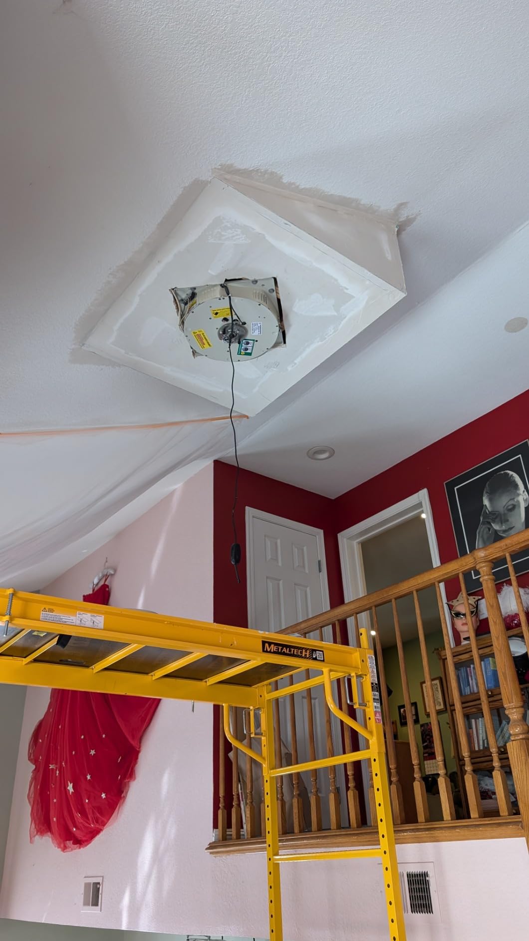 Rotating Chandelier Lift System, 110V Power Light Lift Motorized Chandelier Hoist Rotating Function & Lifting (330 lbs, 20ft Lift) customer photo 2