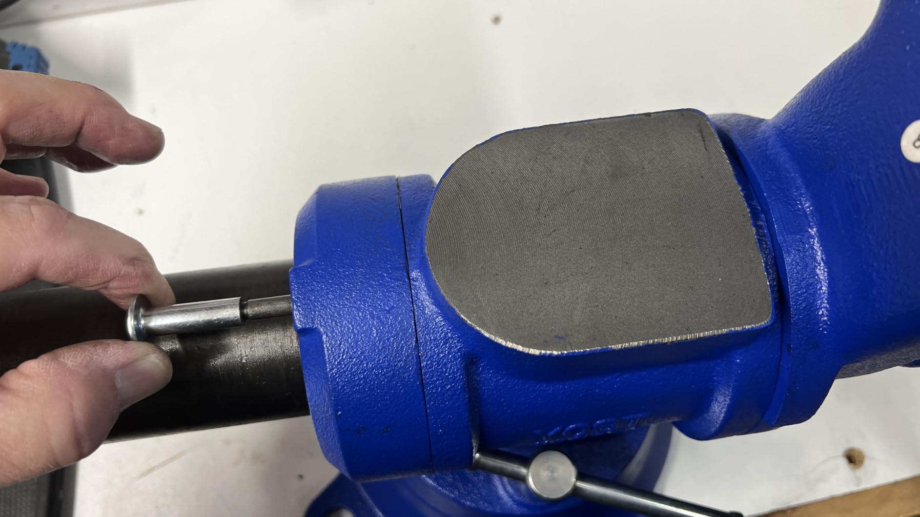 Yost Vises 760-DI Multi-Jaw Rotating Vise 6 Inch Jaw Width | 2 in 1 Multipurpose Bench and Pipe Vise | Secure Grip with Swivel Base | Made with a Combination of Ductile Iron and Hardened Steel customer photo 2