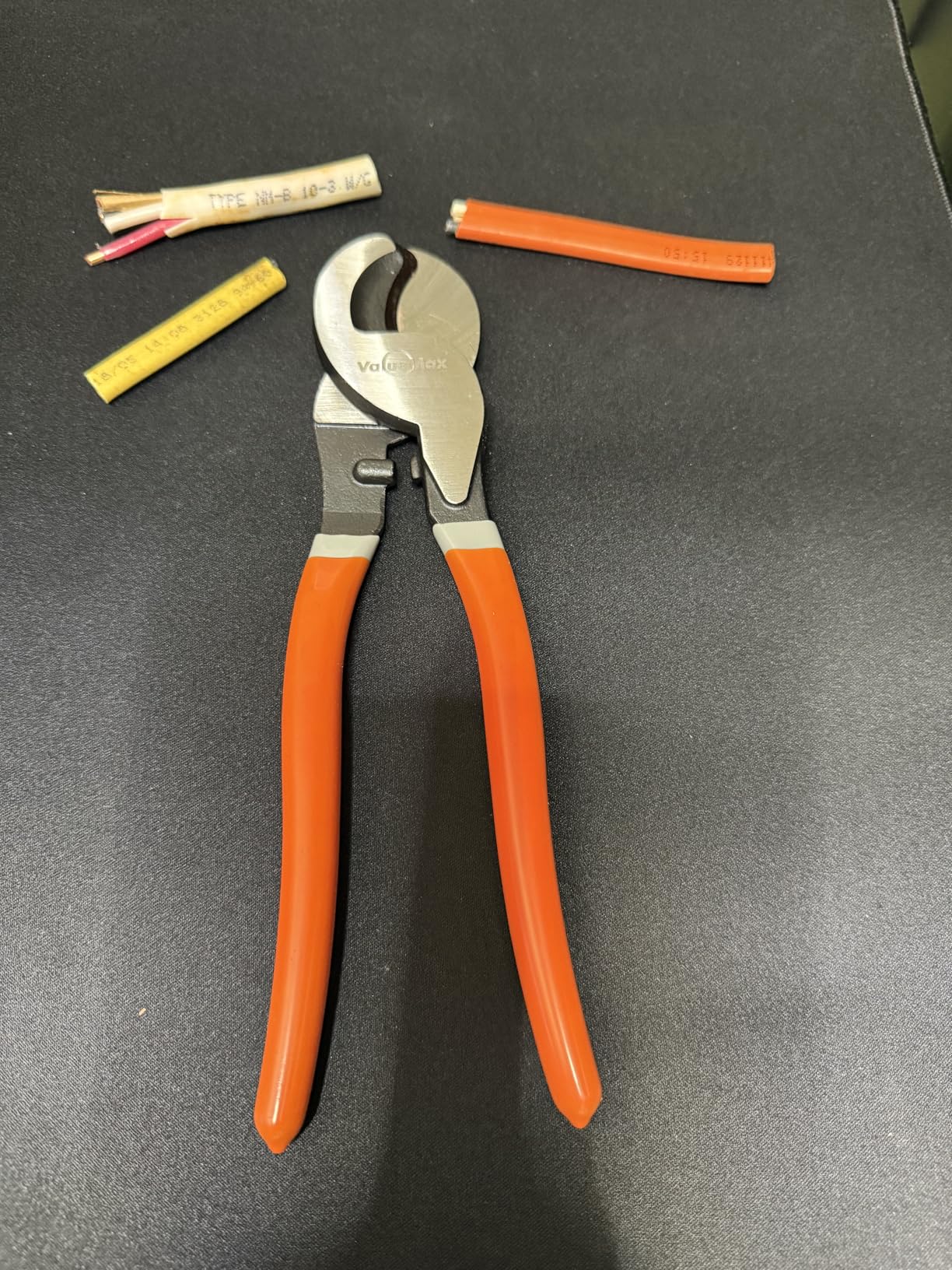 ValueMax 10-Inch Heavy-Duty Cable Cutter for Aluminum, Copper Battery Cables and Communication Wires customer photo 1